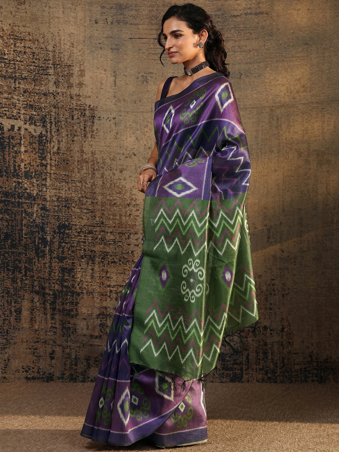  Purple Ikat Printed Silk Saree With Unstitched Blouse Piece 