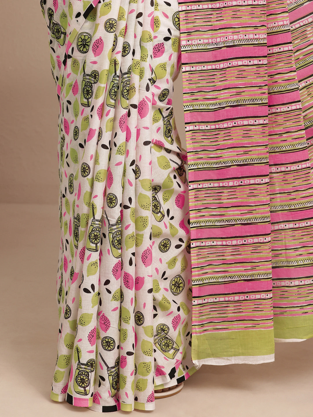  White Abstract Printed Cotton Saree With Unstitched Blouse Piece 