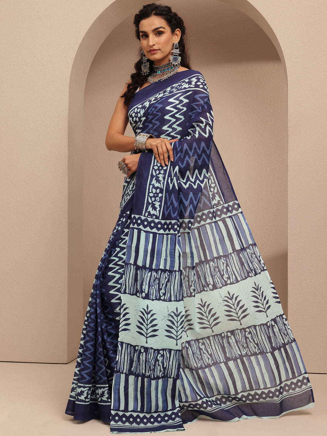  Navy Blue Chevron Printed Cotton Saree With Unstitched Blouse Piece 
