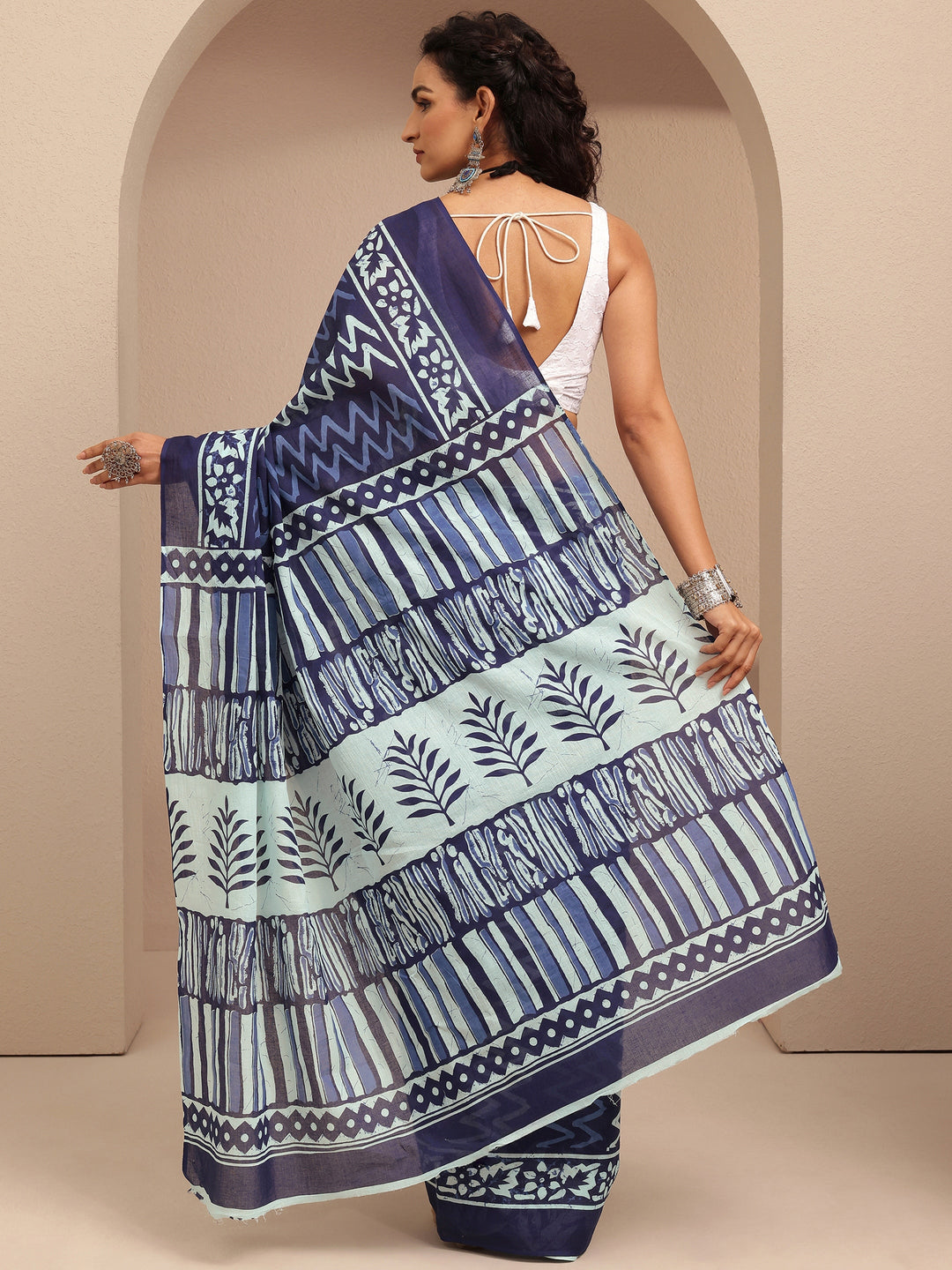  Navy Blue Chevron Printed Cotton Saree With Unstitched Blouse Piece 