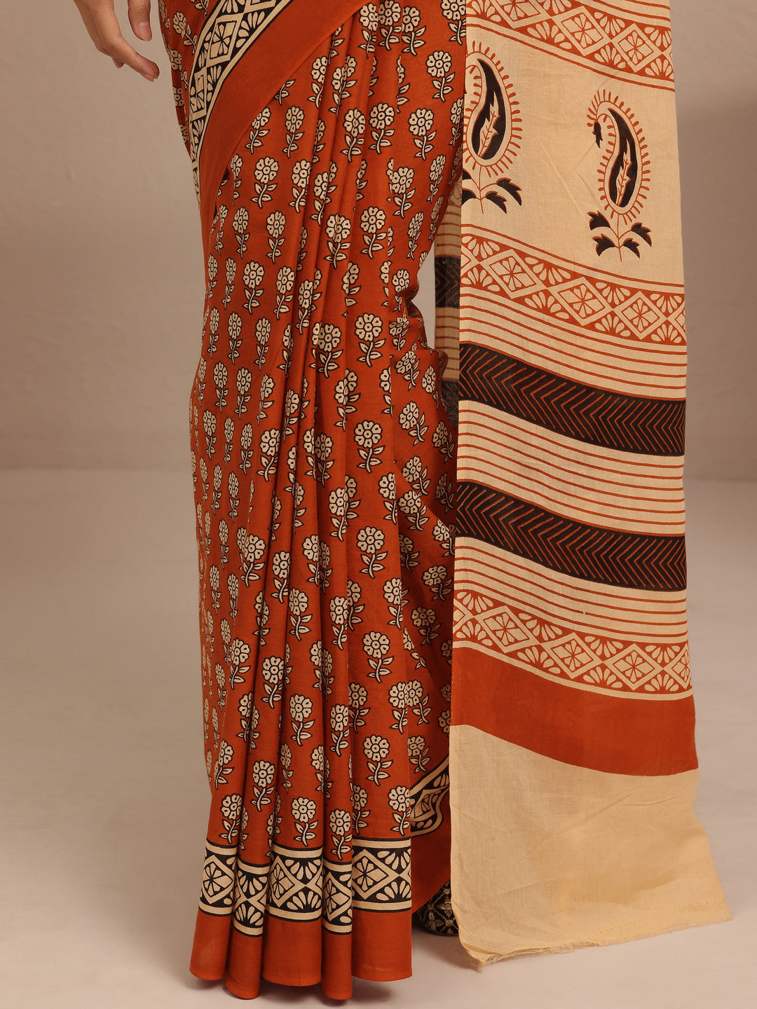  Rust Printed Cotton Saree With Unstitched Blouse Piece 