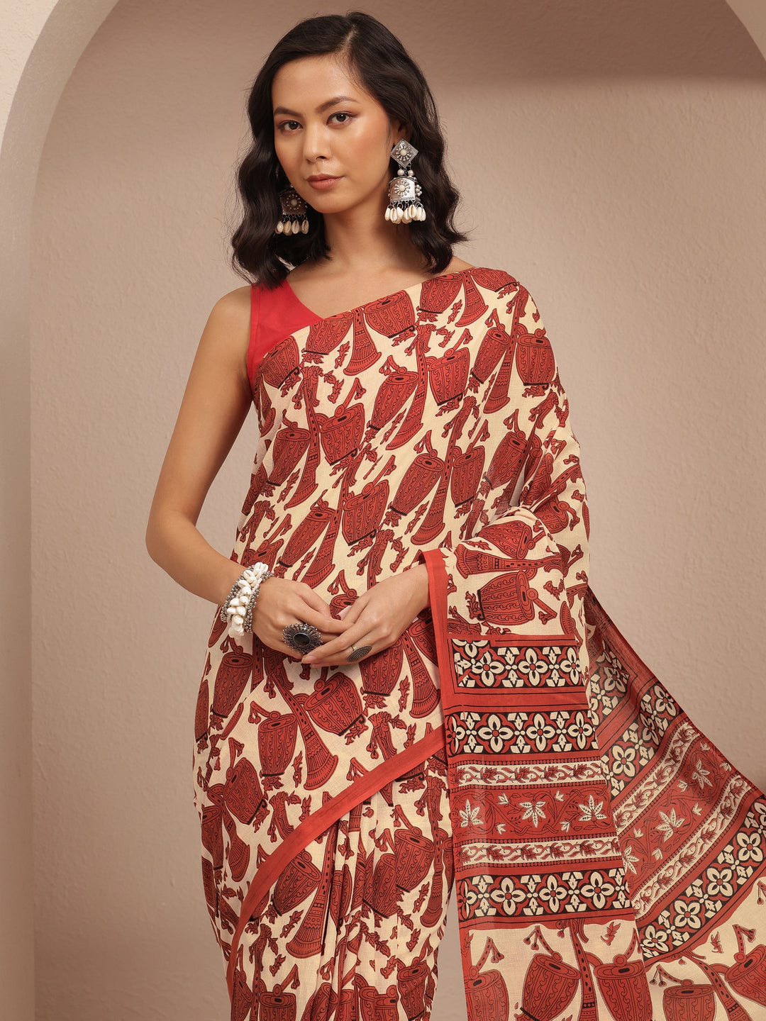  Red Block Printed Cotton Saree With Unstitched Blouse Piece 