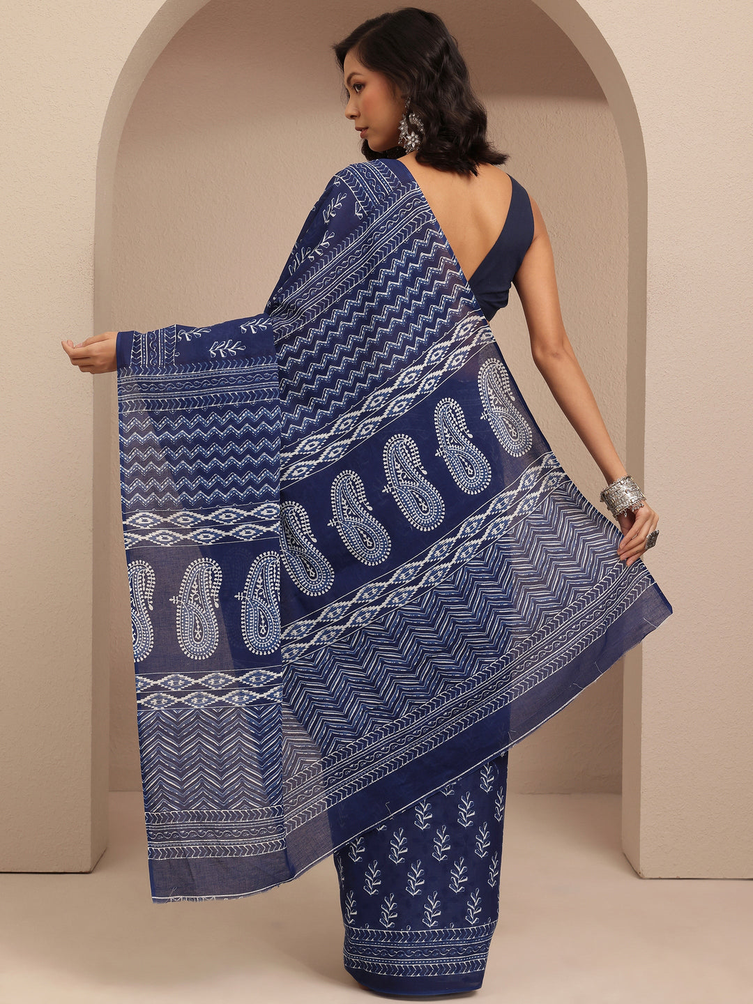  Navy Blue Printed Cotton Saree With Unstitched Blouse Piece 