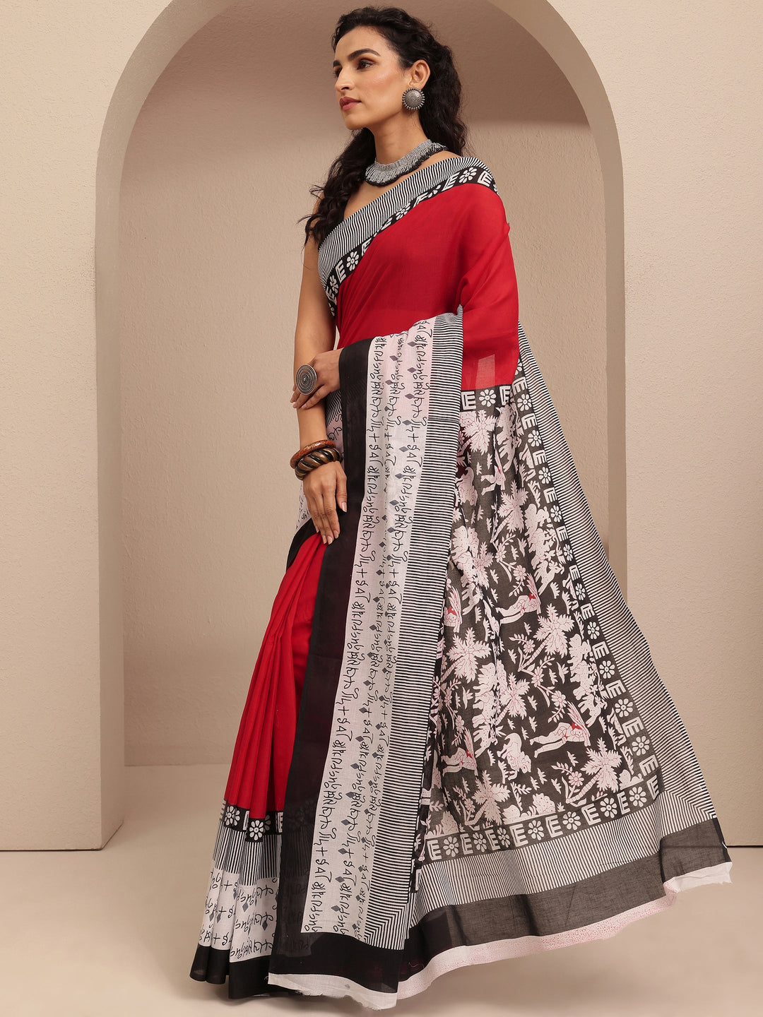  Red Solid Cotton Saree With Unstitched Blouse Piece 