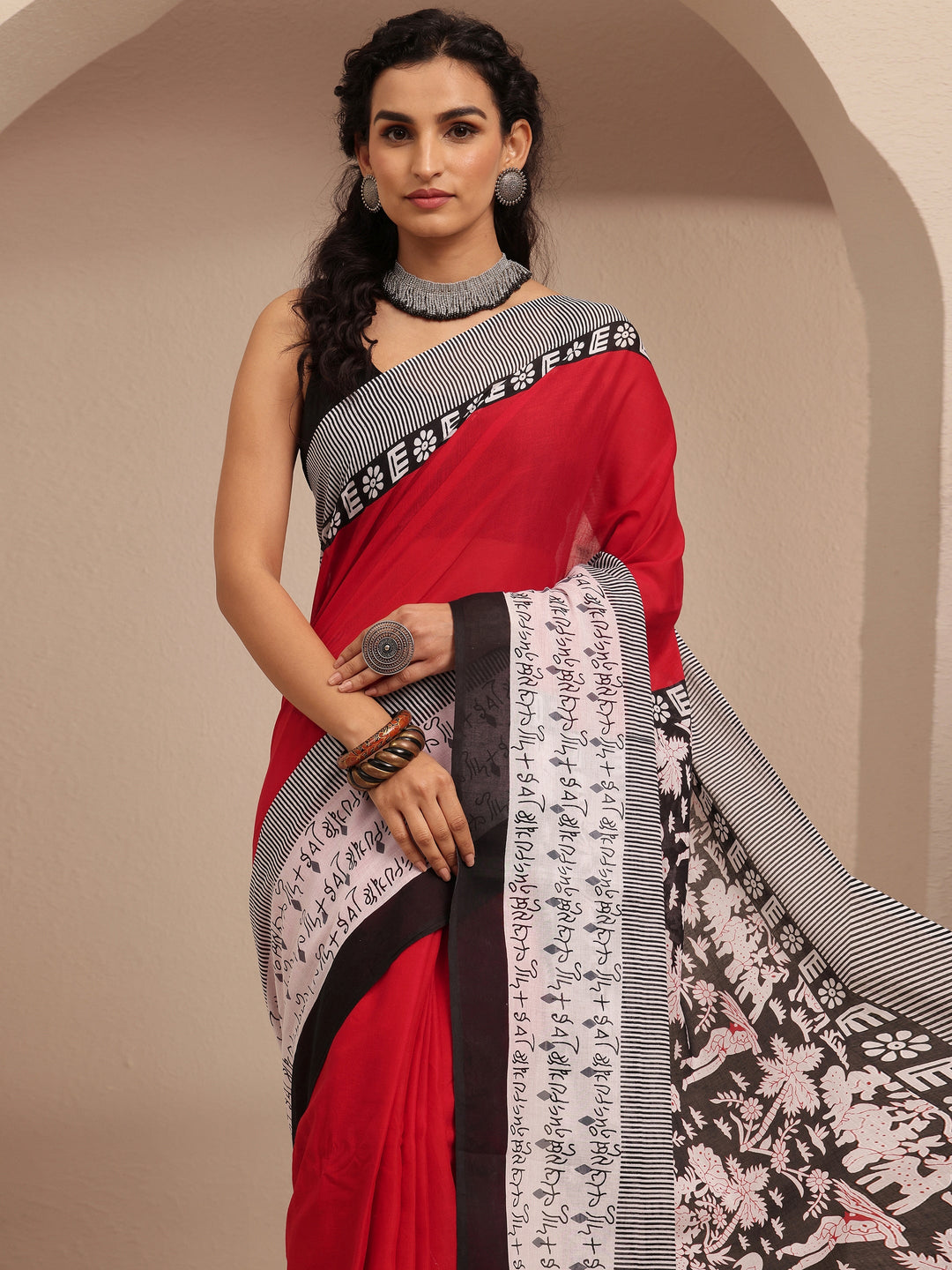  Red Solid Cotton Saree With Unstitched Blouse Piece 