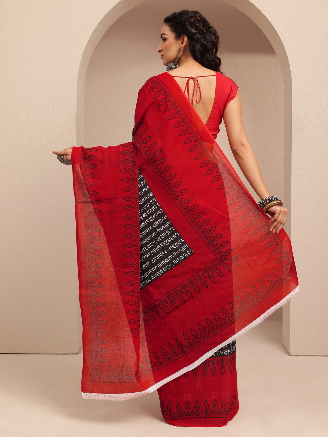  Red Printed Cotton Saree With Unstitched Blouse Piece 