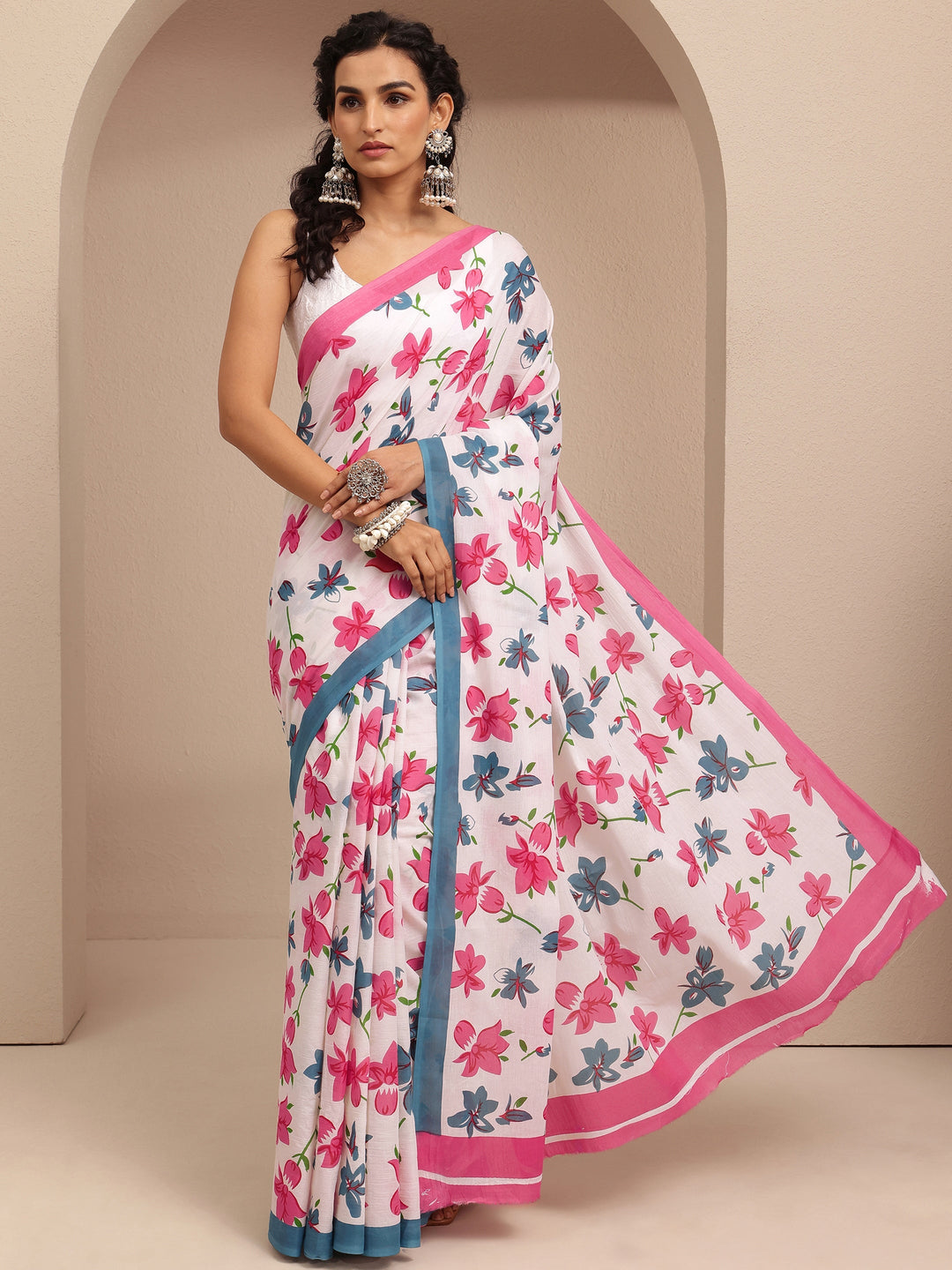  White Printed Cotton Saree With Unstitched Blouse Piece 