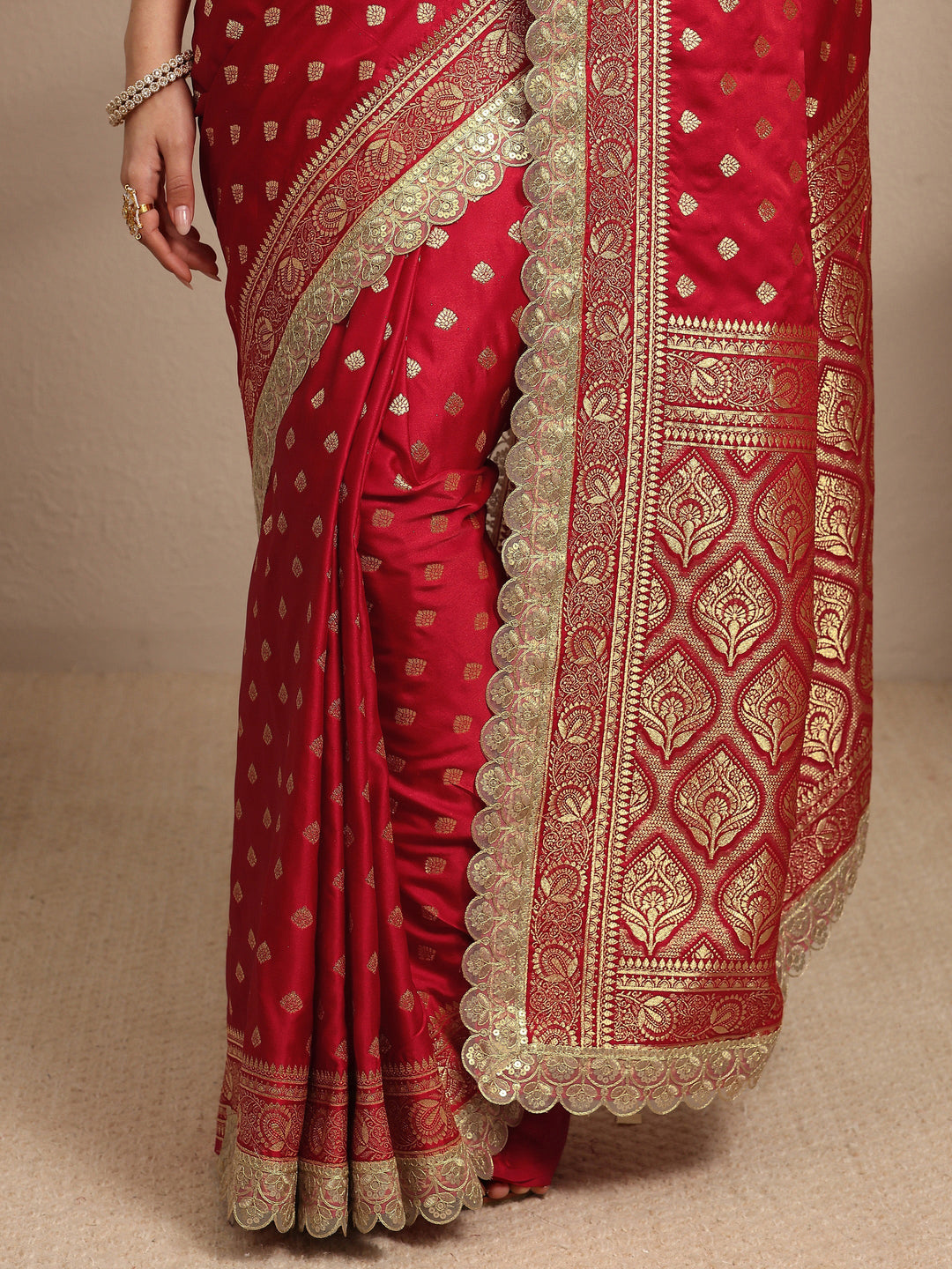  Red Ethnic Motifs Woven Design Silk Blend Saree With Unstitched Blouse Piece 