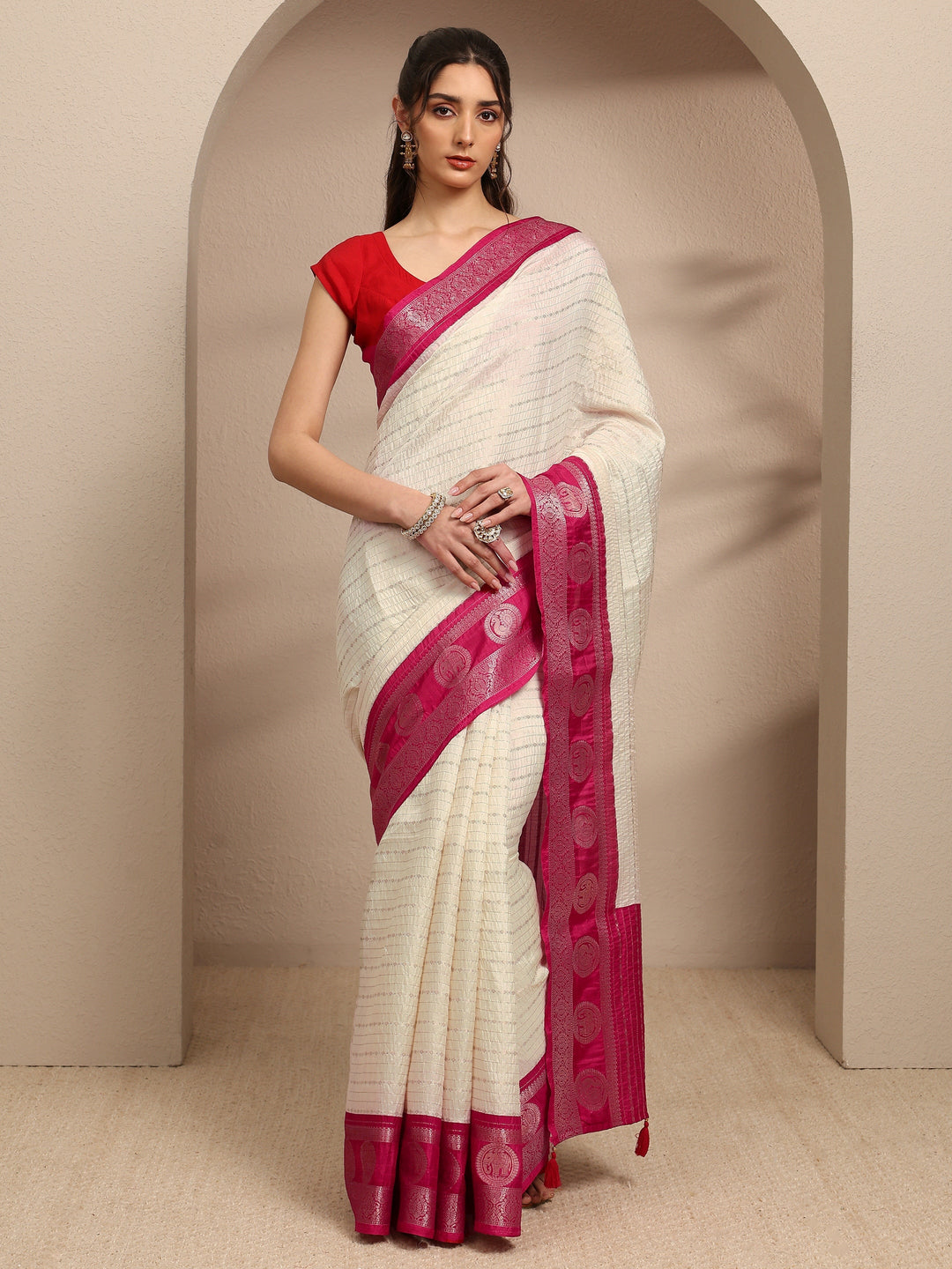  Cream Ethnic Motifs Printed Silk Blend Saree With Unstitched Blouse Piece 