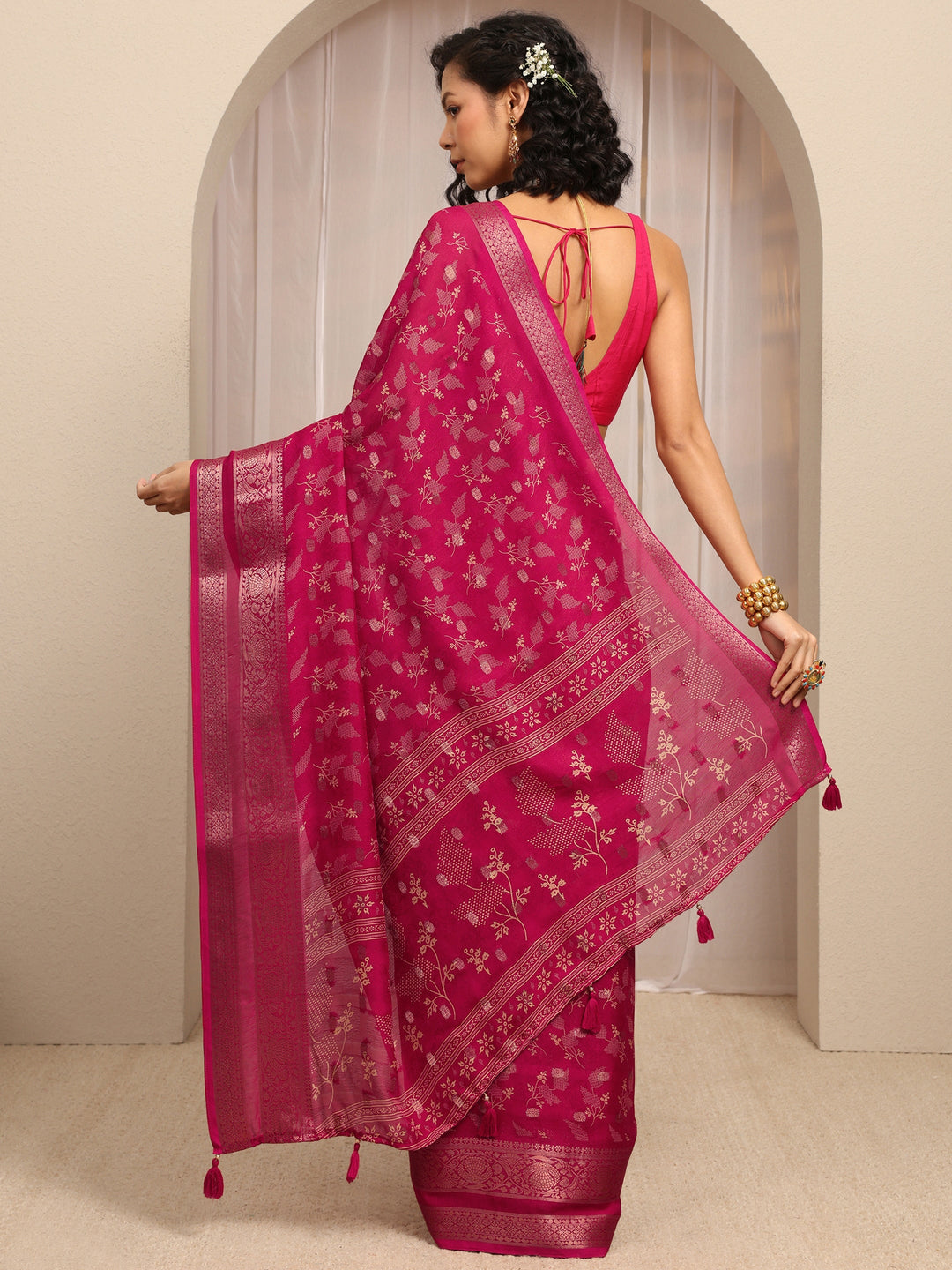  Pink Floral Printed Silk Blend Saree With Unstitched Blouse Piece 
