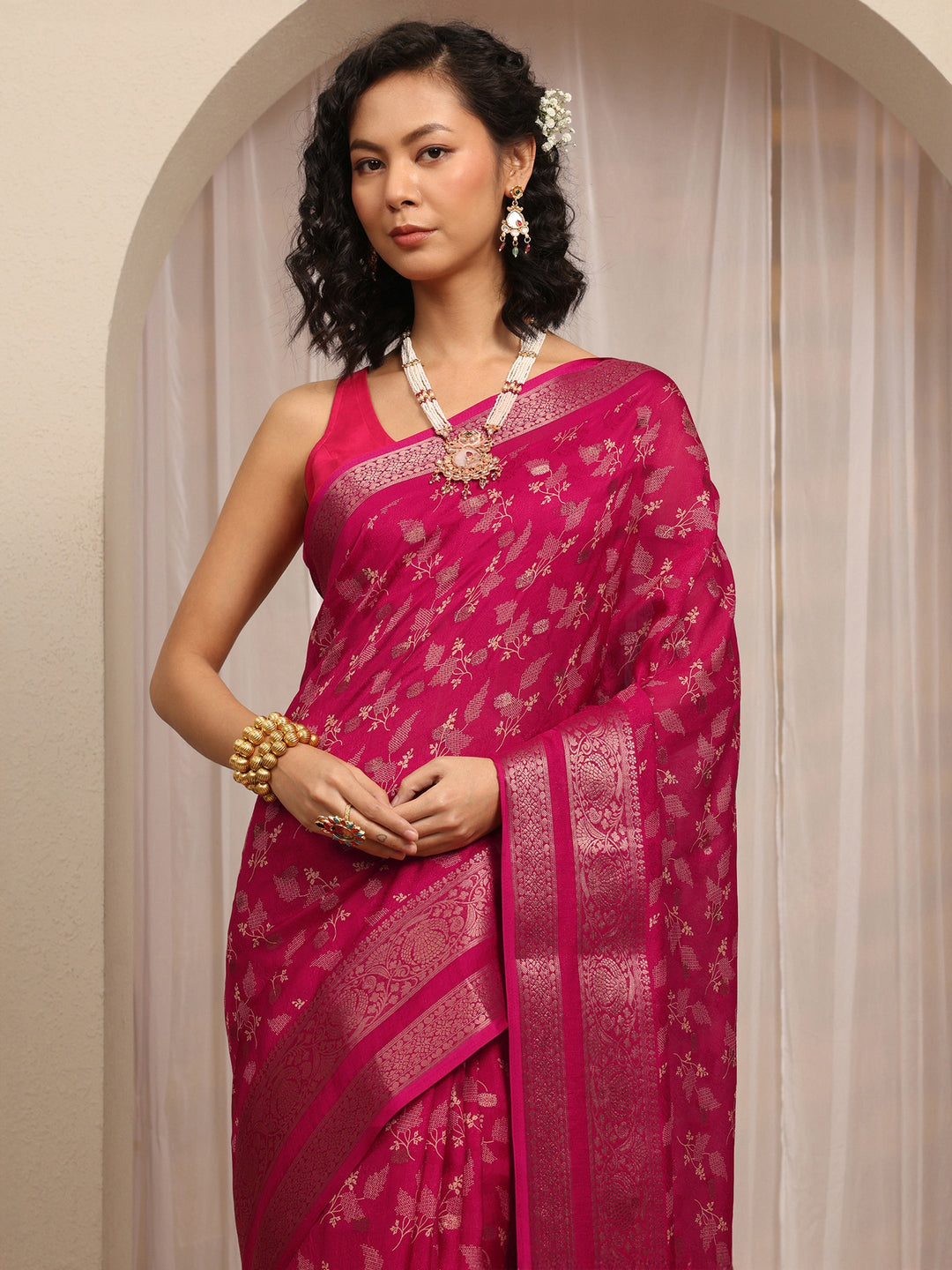  Pink Floral Printed Silk Blend Saree With Unstitched Blouse Piece 