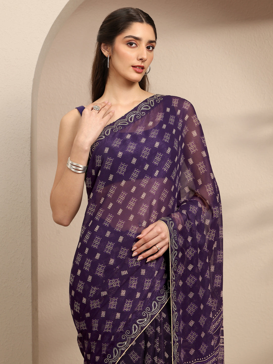  Purple Ethnic Motifs Printed Silk Blend Saree With Unstitched Blouse Piece 