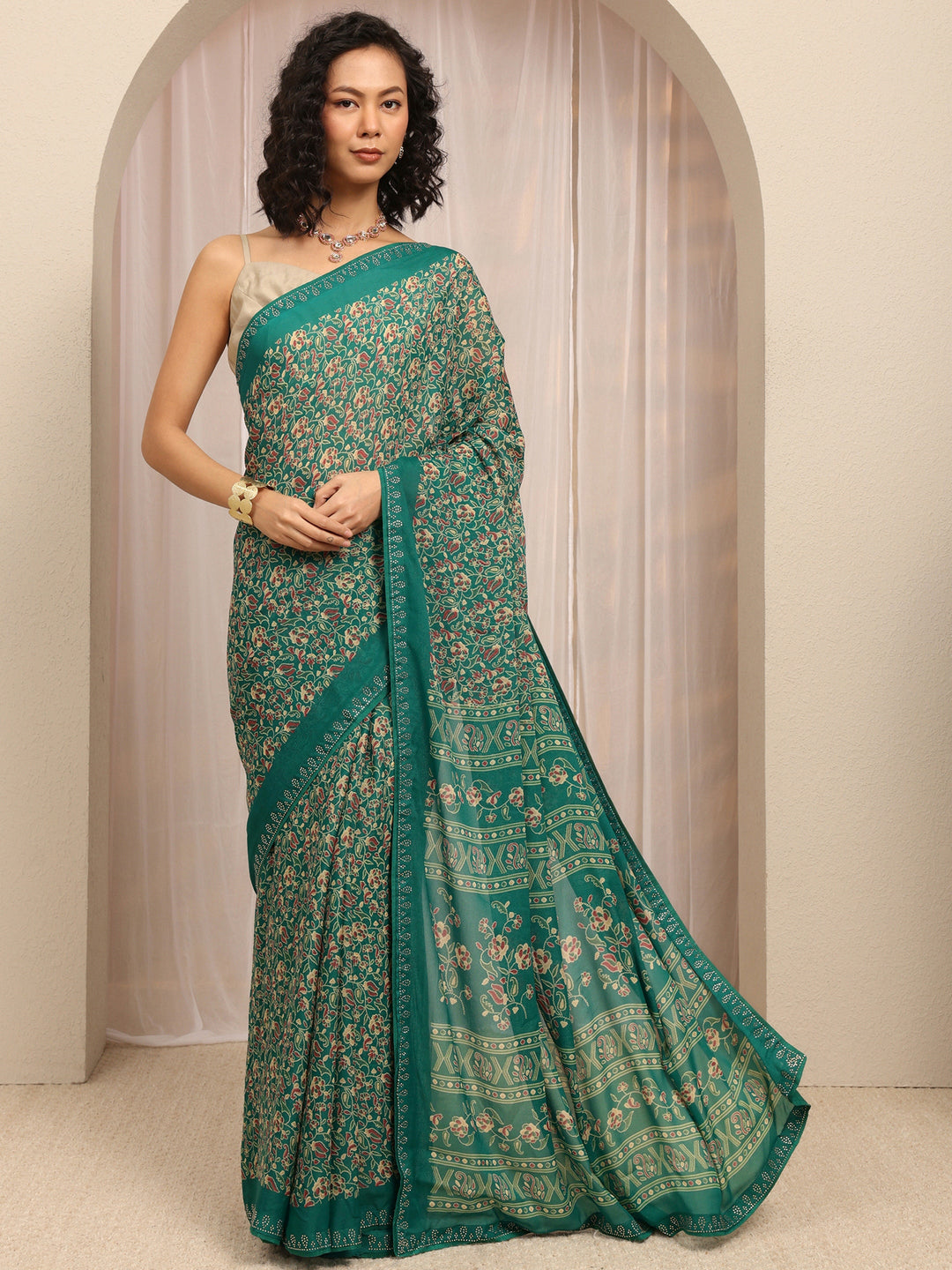  Green Floral Printed Silk Blend Saree With Unstitched Blouse Piece 
