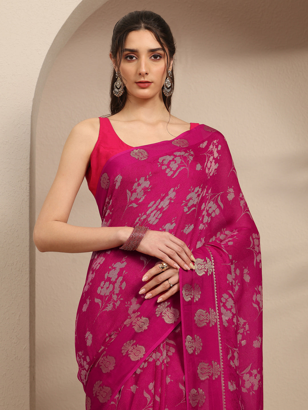  Pink Floral Printed Silk Blend Saree With Unstitched Blouse Piece 