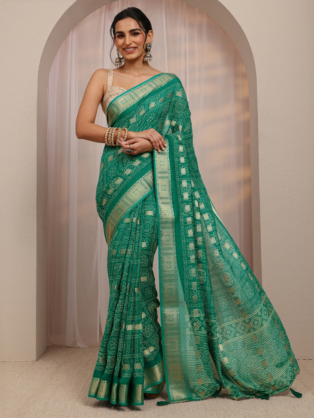  Green Bandhani Printed Silk Blend Saree With Unstitched Blouse Piece 
