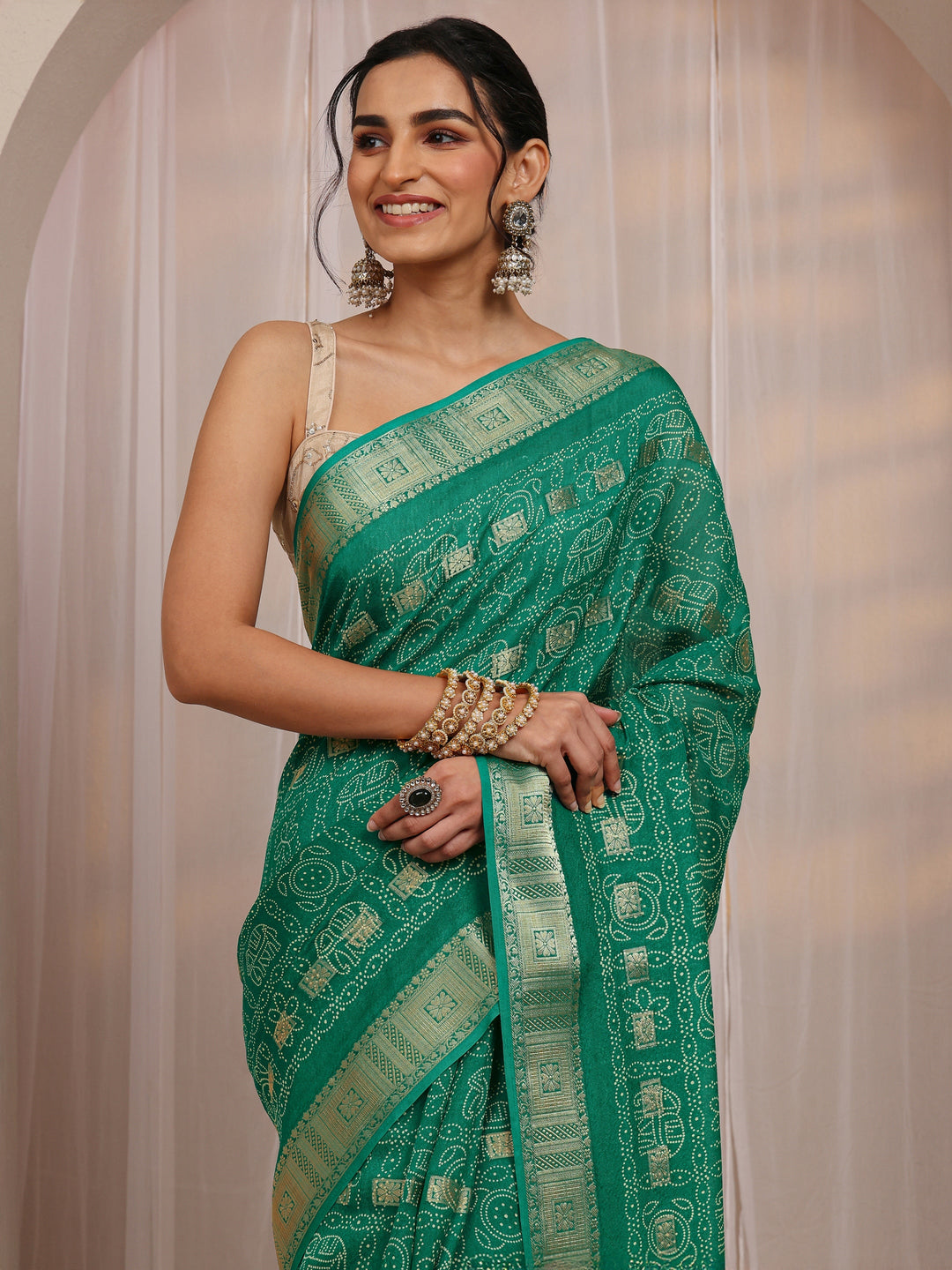  Green Bandhani Printed Silk Blend Saree With Unstitched Blouse Piece 