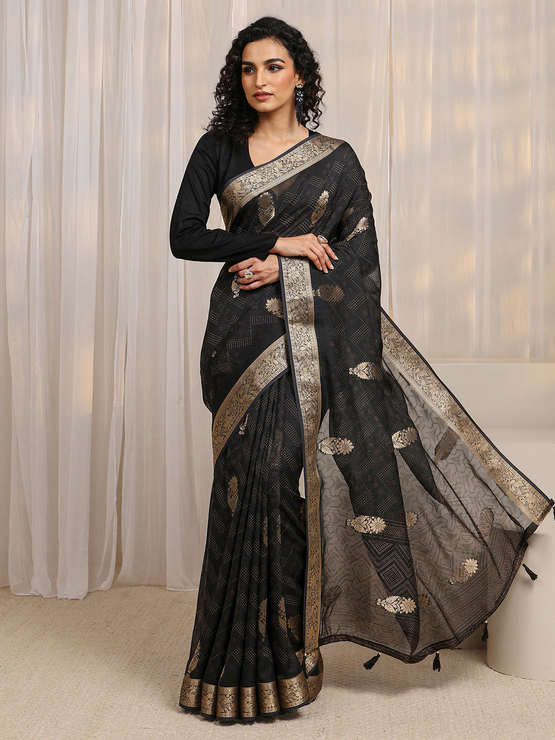  Black Floral Woven Design Silk Blend Saree 
With Unstitched Blouse Piece 