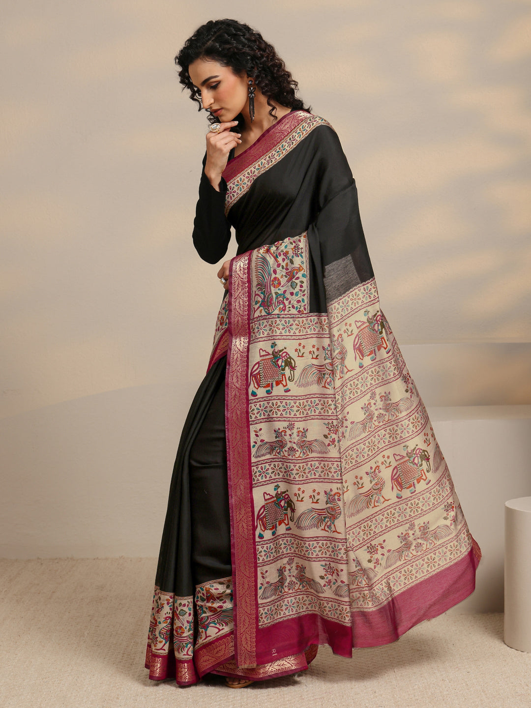  Black Ethnic Motif Printed Silk Blend Saree 
With Unstitched Blouse Piece 