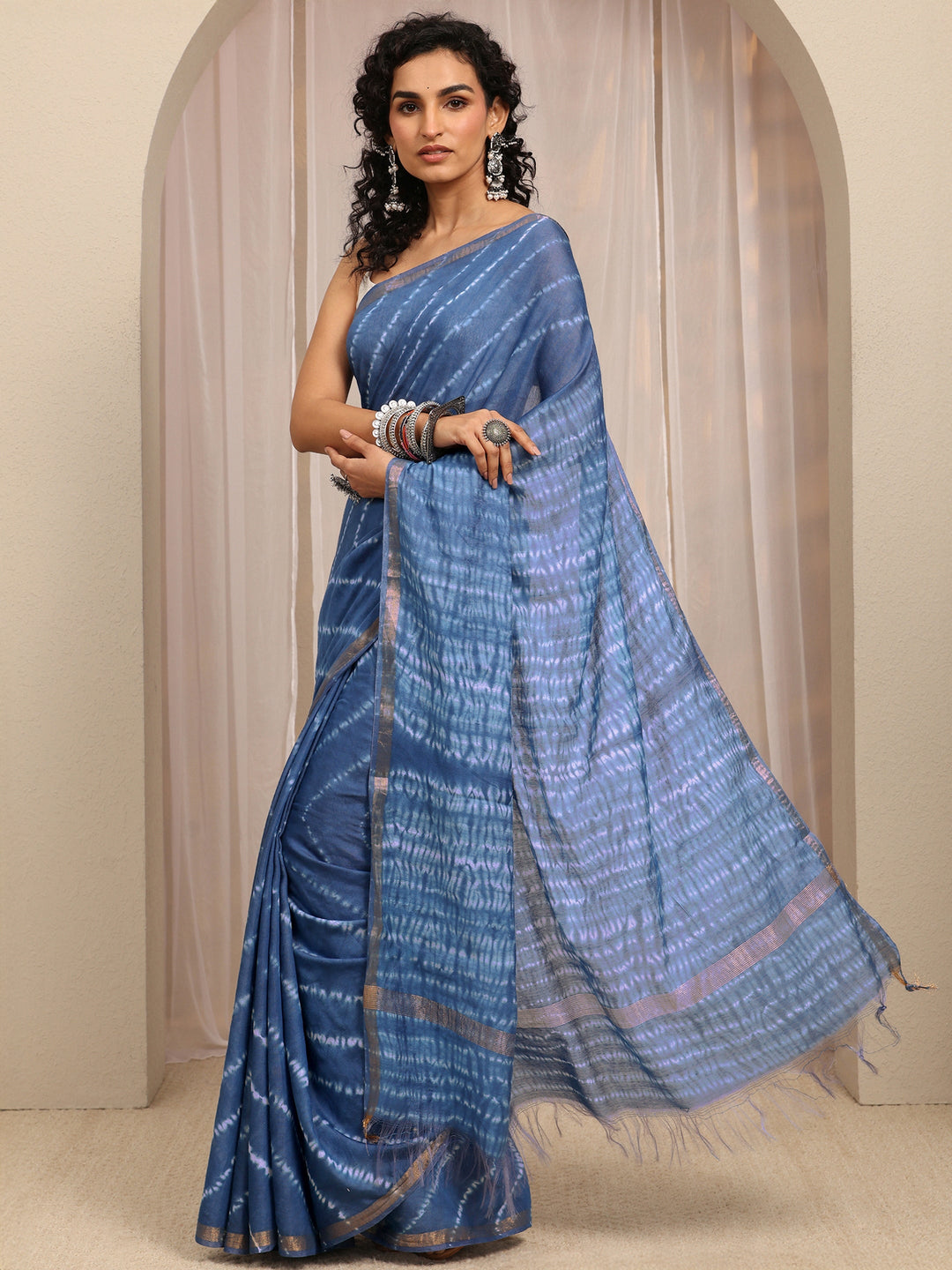  Blue Tie And Dye Printed Cotton Blend Saree With Unstitched Blouse Piece 