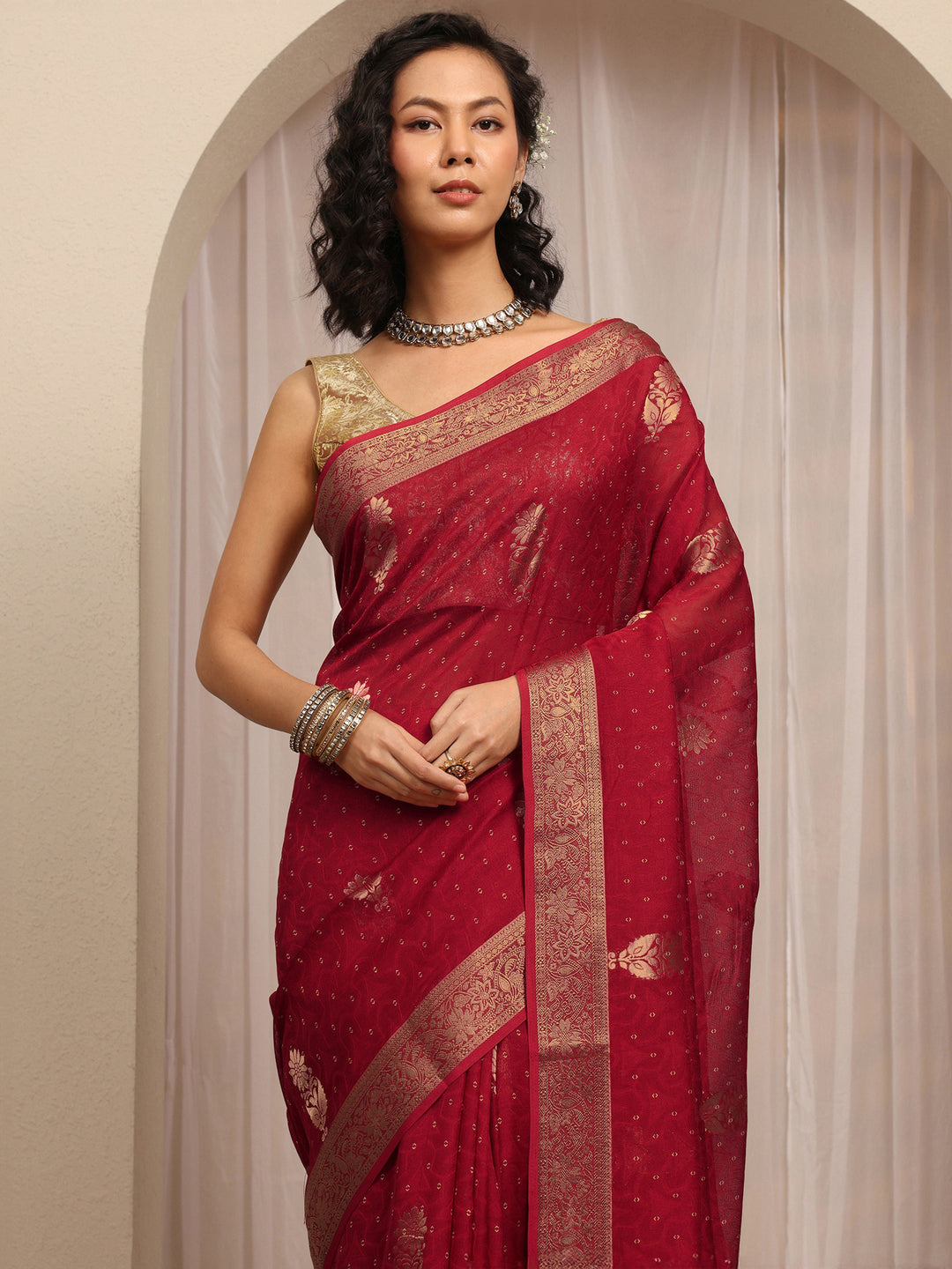  Red Floral Woven Design Silk Blend Saree With Unstitched Blouse Piece 