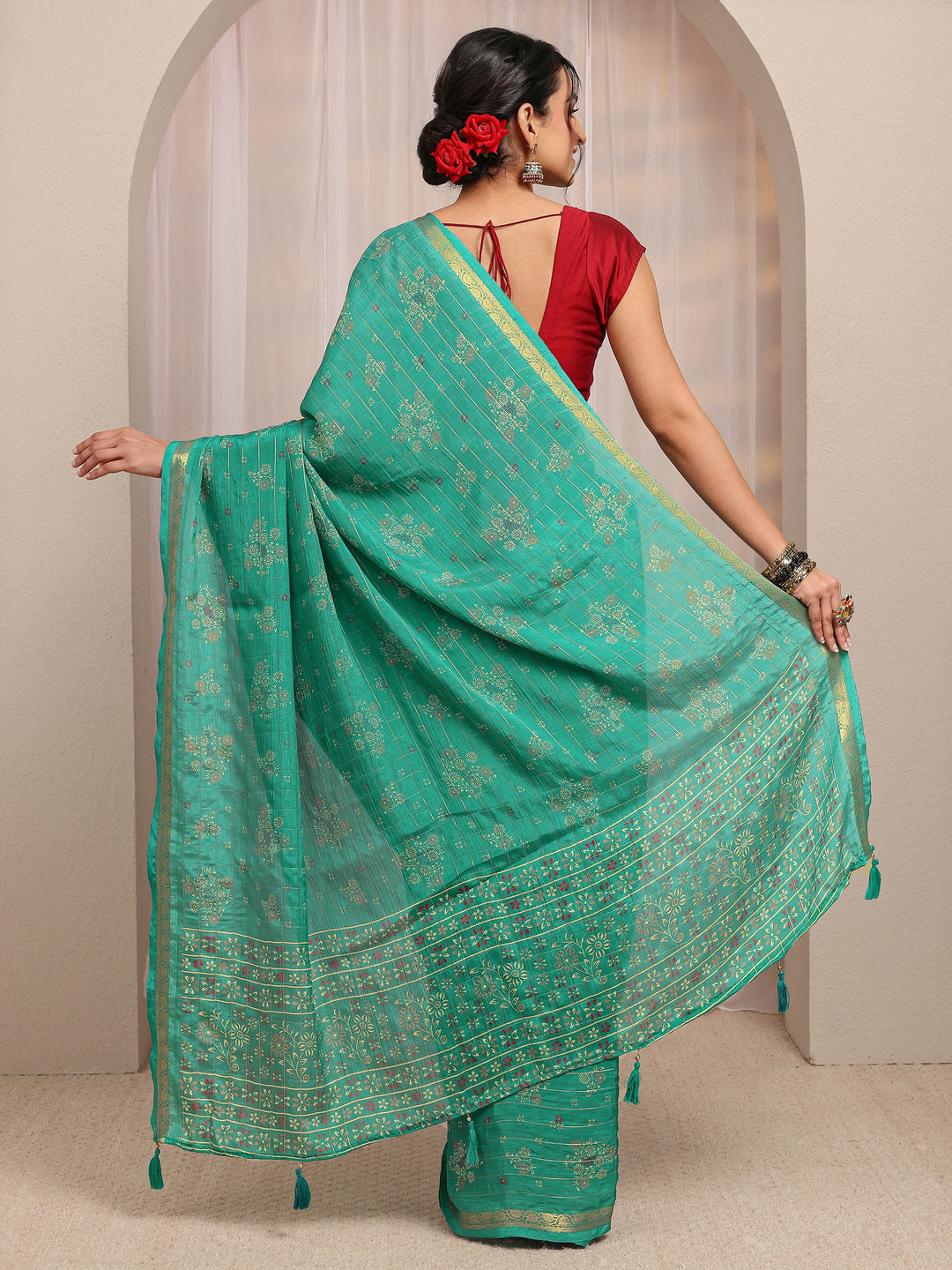  Green Floral Printed Silk Blend Saree With Unstitched Blouse Piece 