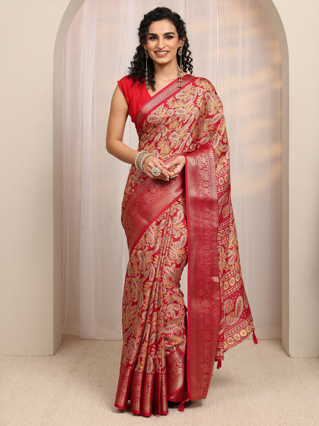  Red Paisley Printed Silk Blend Saree 
With Unstitched Blouse Piece 