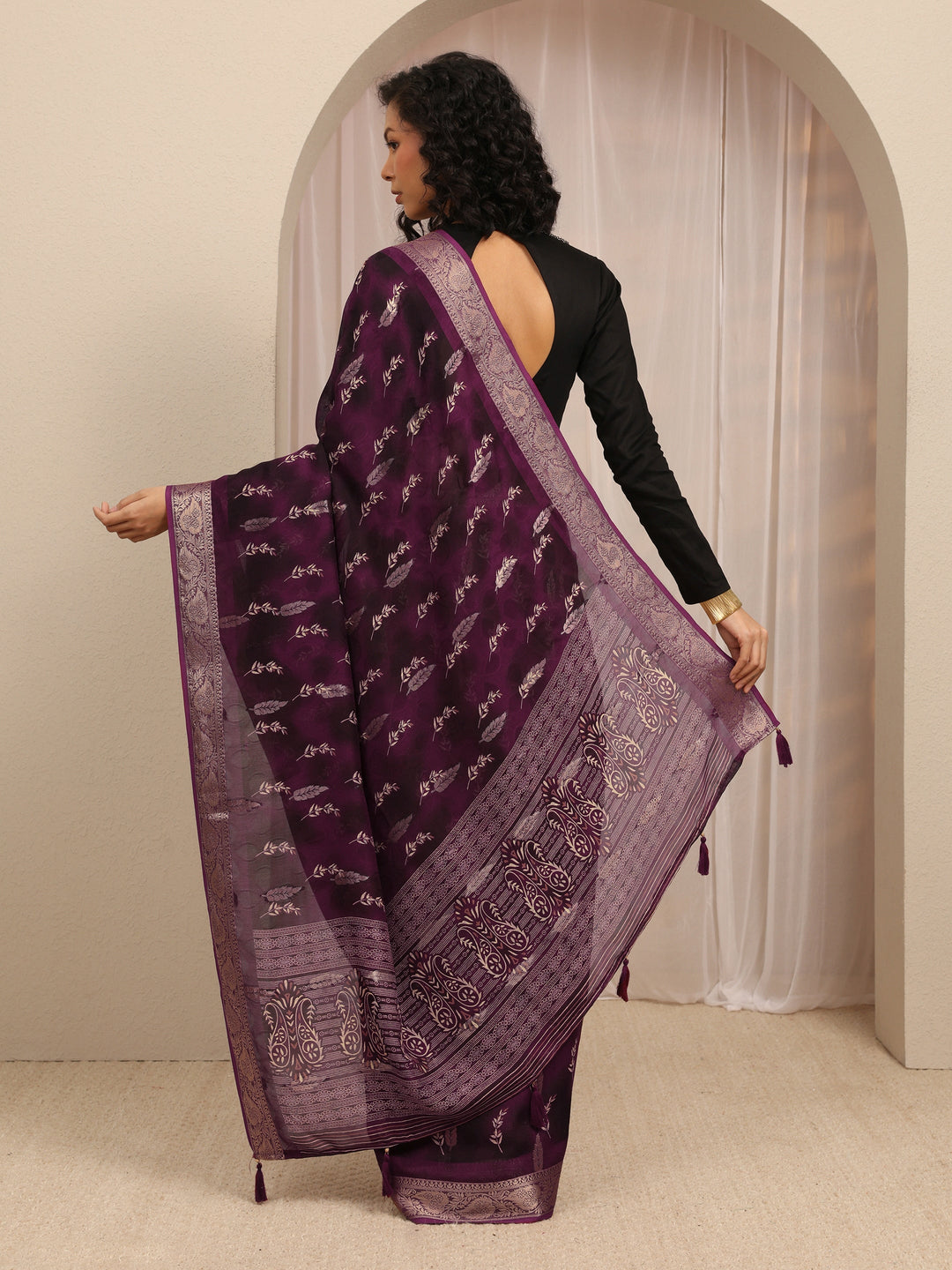  Burgundy Floral Printed Silk Blend Saree With Unstitched Blouse Piece 