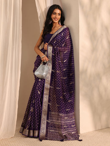 Purple Floral Printed Silk Blend Saree 
With Unstitched Blouse Piece
