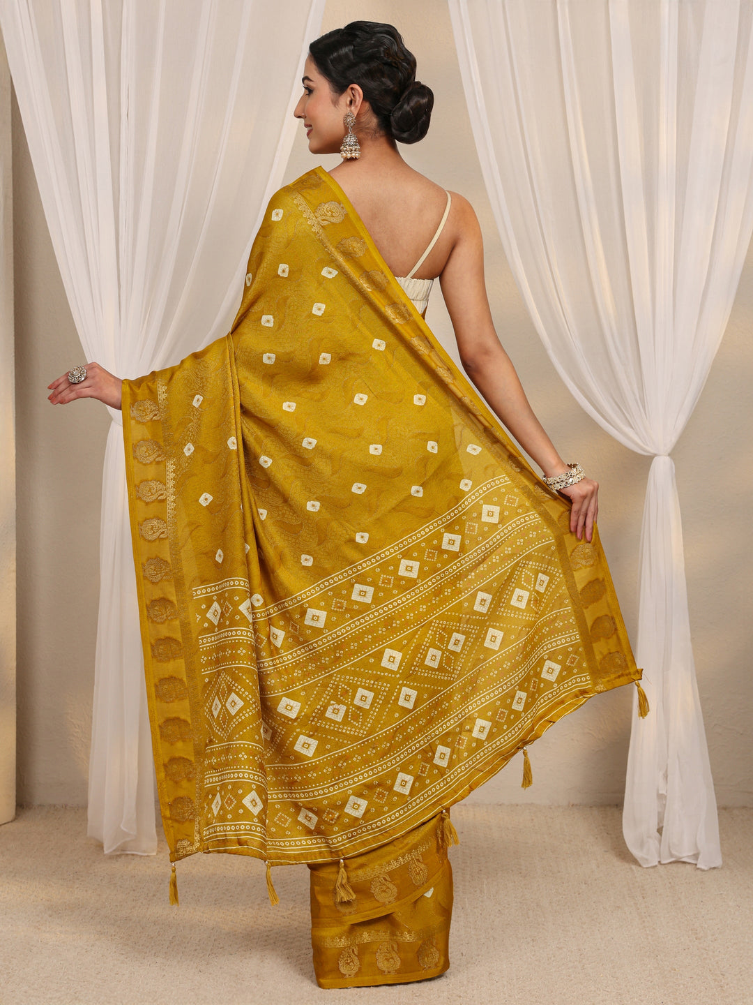  Mustard Bandhani Printed Silk Blend Saree With Unstitched Blouse Piece 