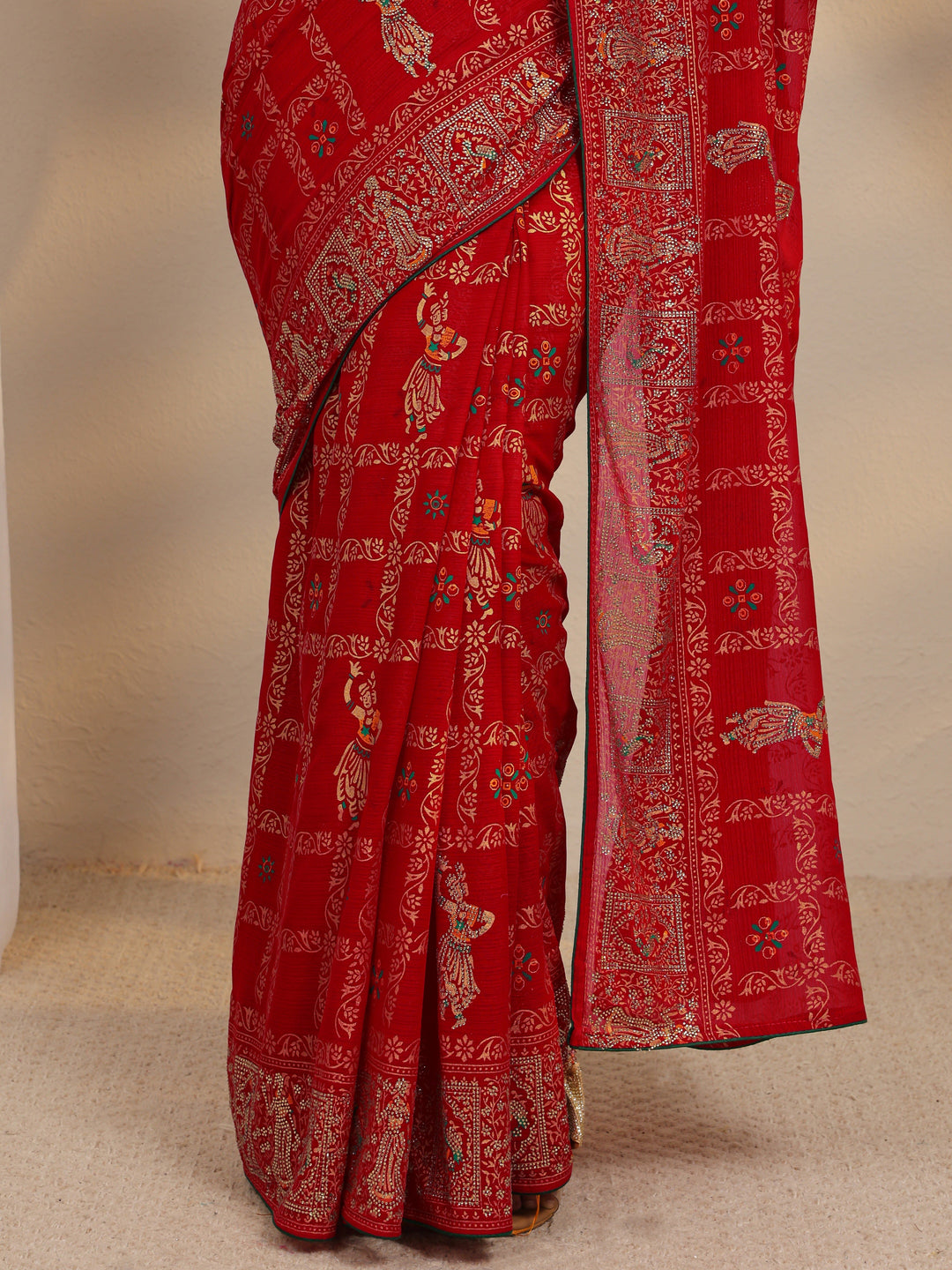  Red Ethnic Printed Silk Blend Saree With Unstitched Blouse Piece 