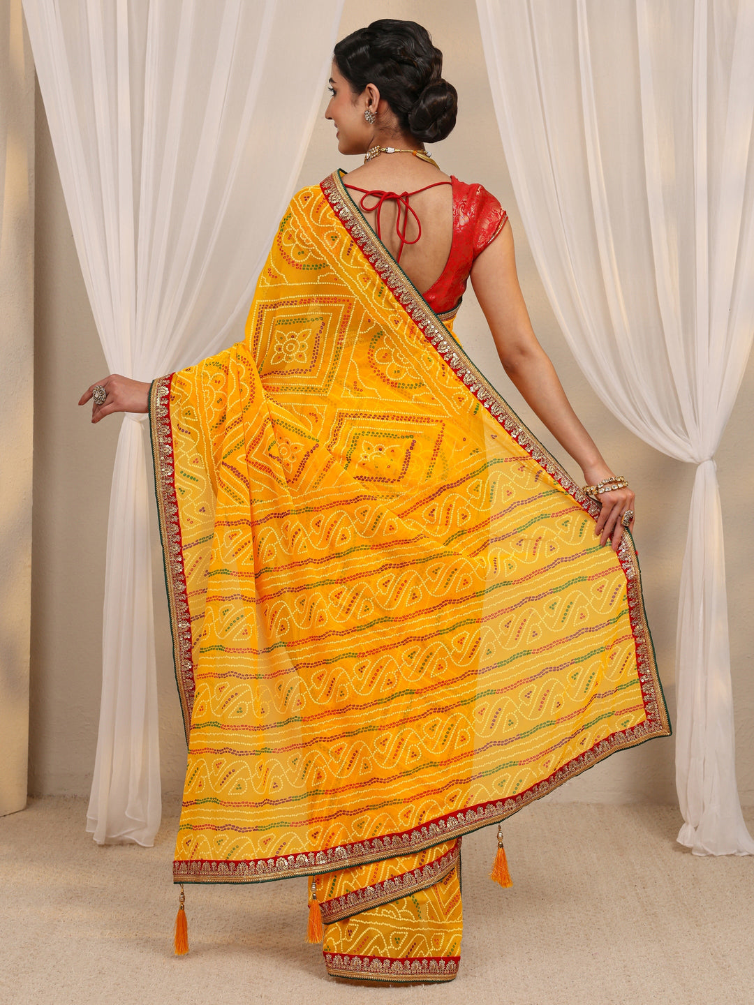  Yellow Bandhani Printed Silk Blend Saree With Unstitched Blouse Piece 