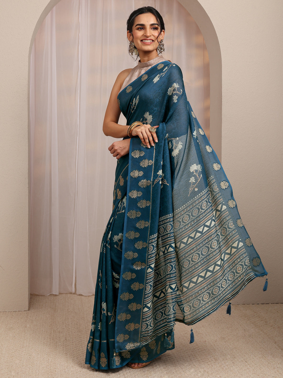  Navy Blue Floral Printed Silk Blend Saree With Unstitched Blouse Piece 
