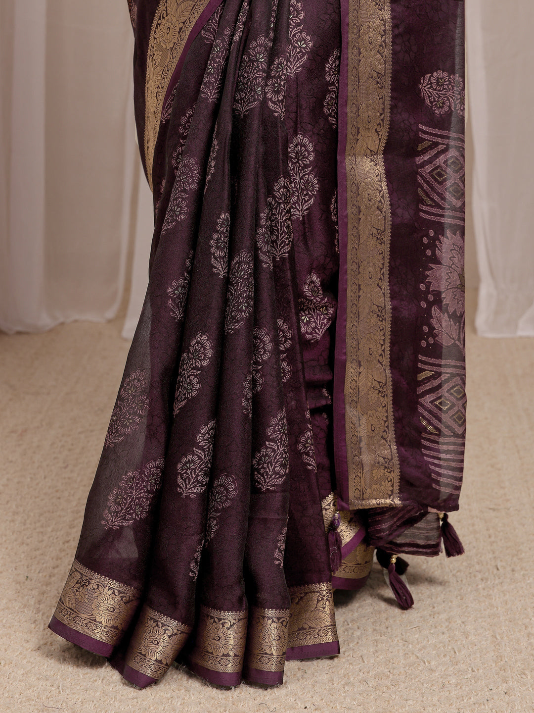  Burgundy Floral Printed Silk Blend Saree With Unstitched Blouse Piece 