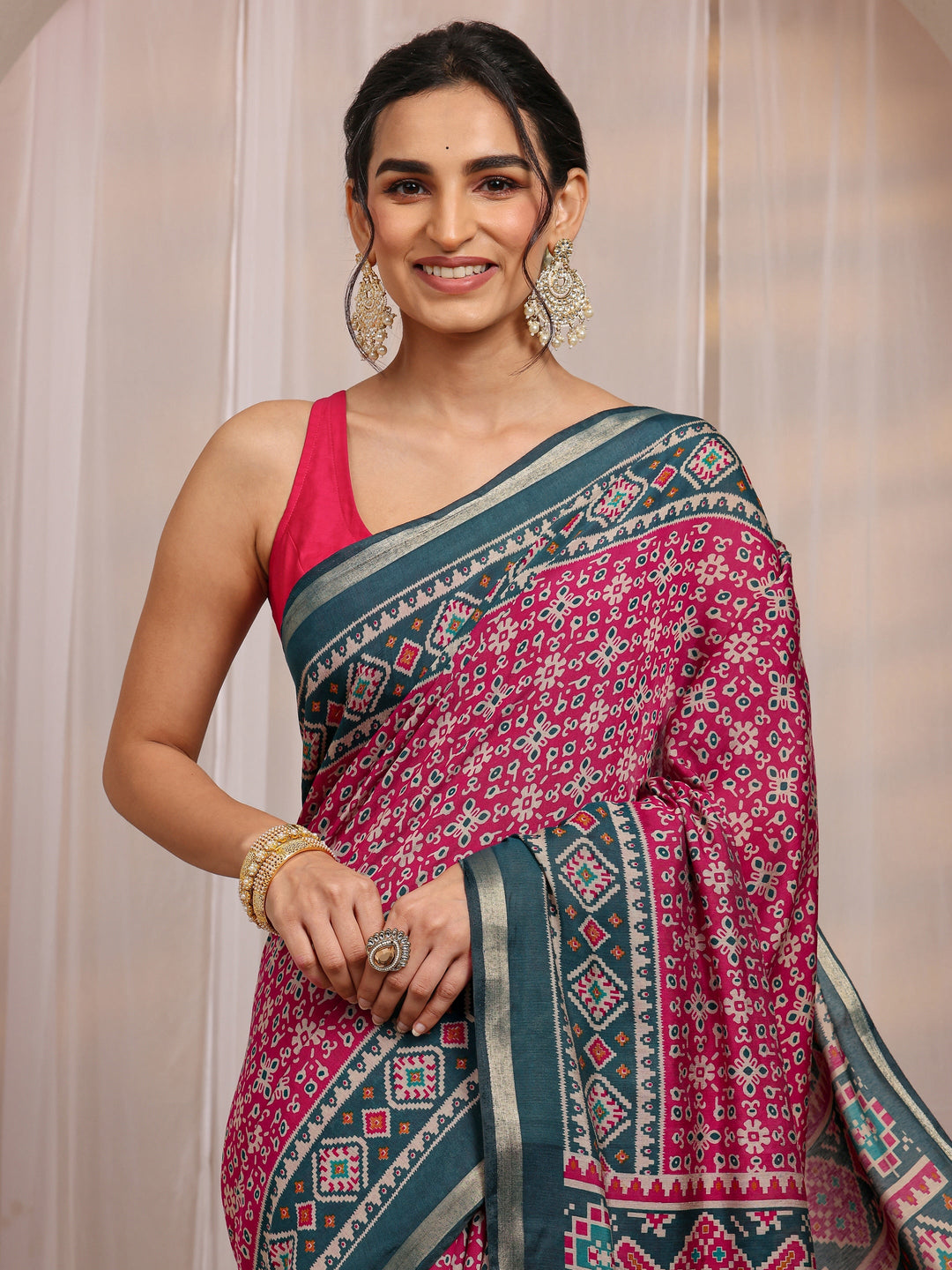  Pink Ethnic Printed Silk Blend Saree With Unstitched Blouse Piece 