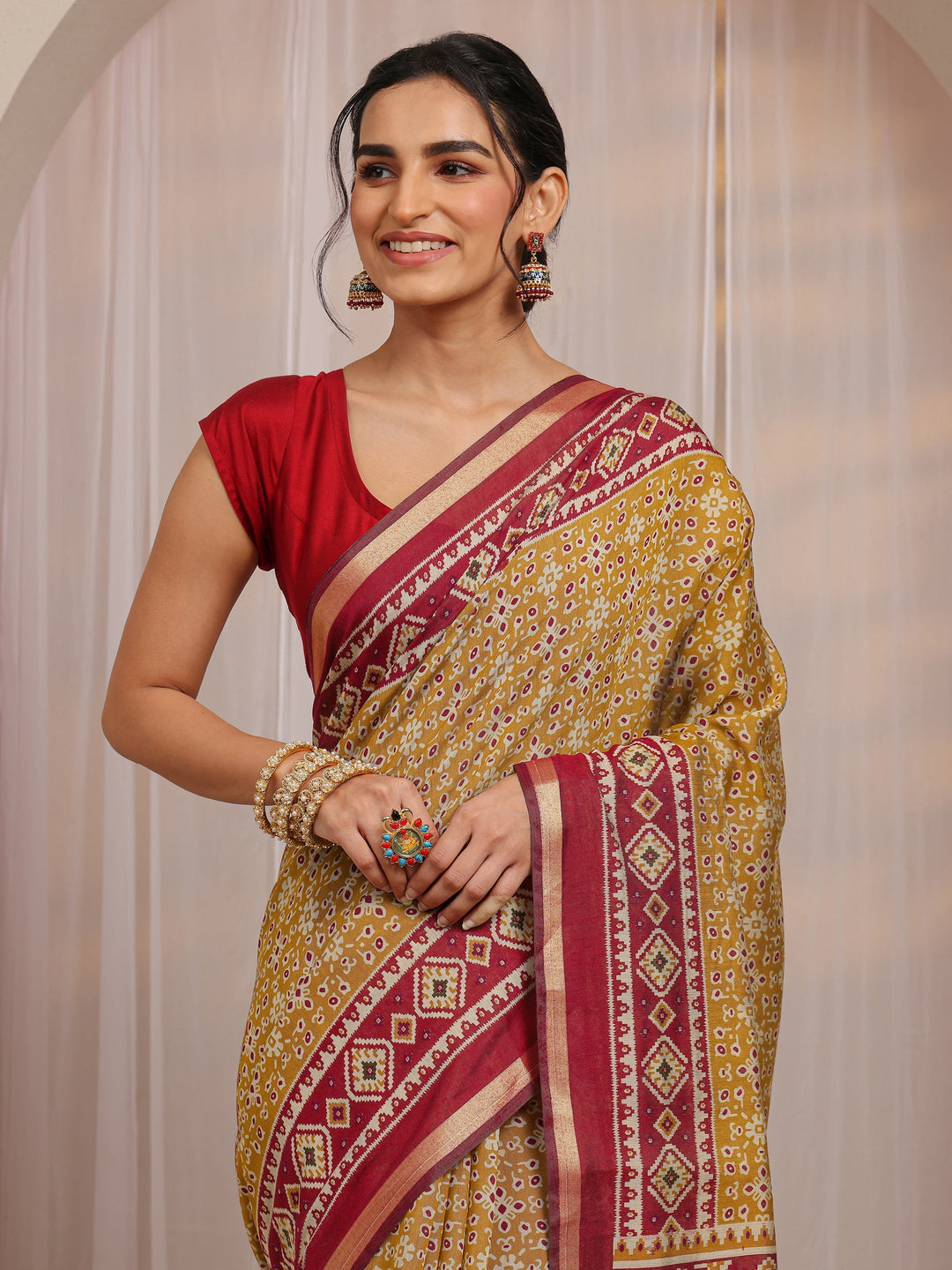  Mustard Ethnic Motif Printed Silk Blend Saree With Unstitched Blouse Piece 