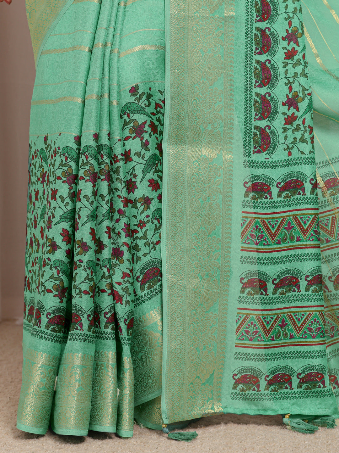  Green Striped Printed Pallu Silk Blend Saree 
With Unstitched Blouse Piece 