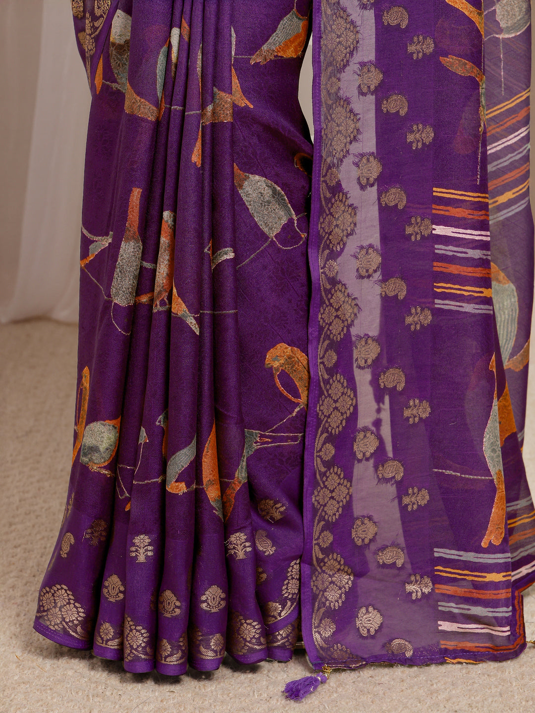  Purple Animal Printed Silk Blend Saree 
With Unstitched Blouse Piece 
