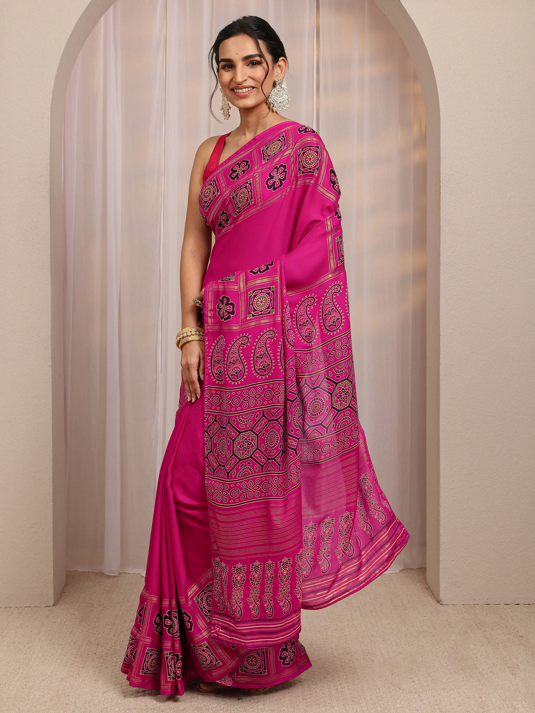  Pink Solid Silk Blend Saree With Unstitched Blouse Piece 