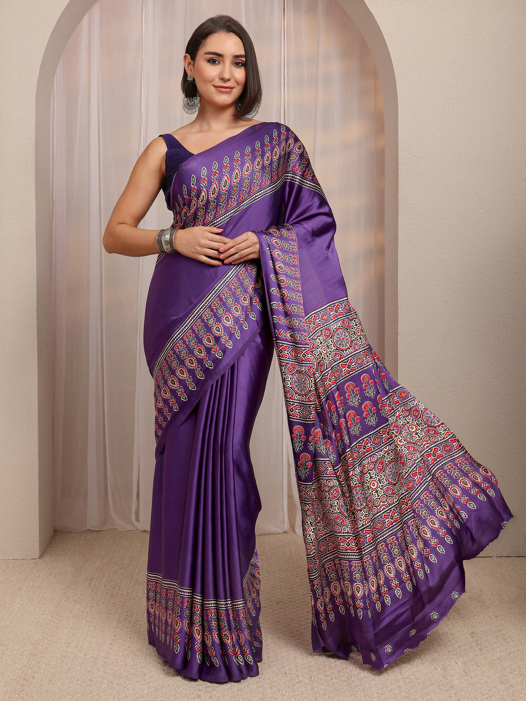  Purple Ethnic Motifs Prined Silk Blend Saree With Unstitched Blouse Piece 
