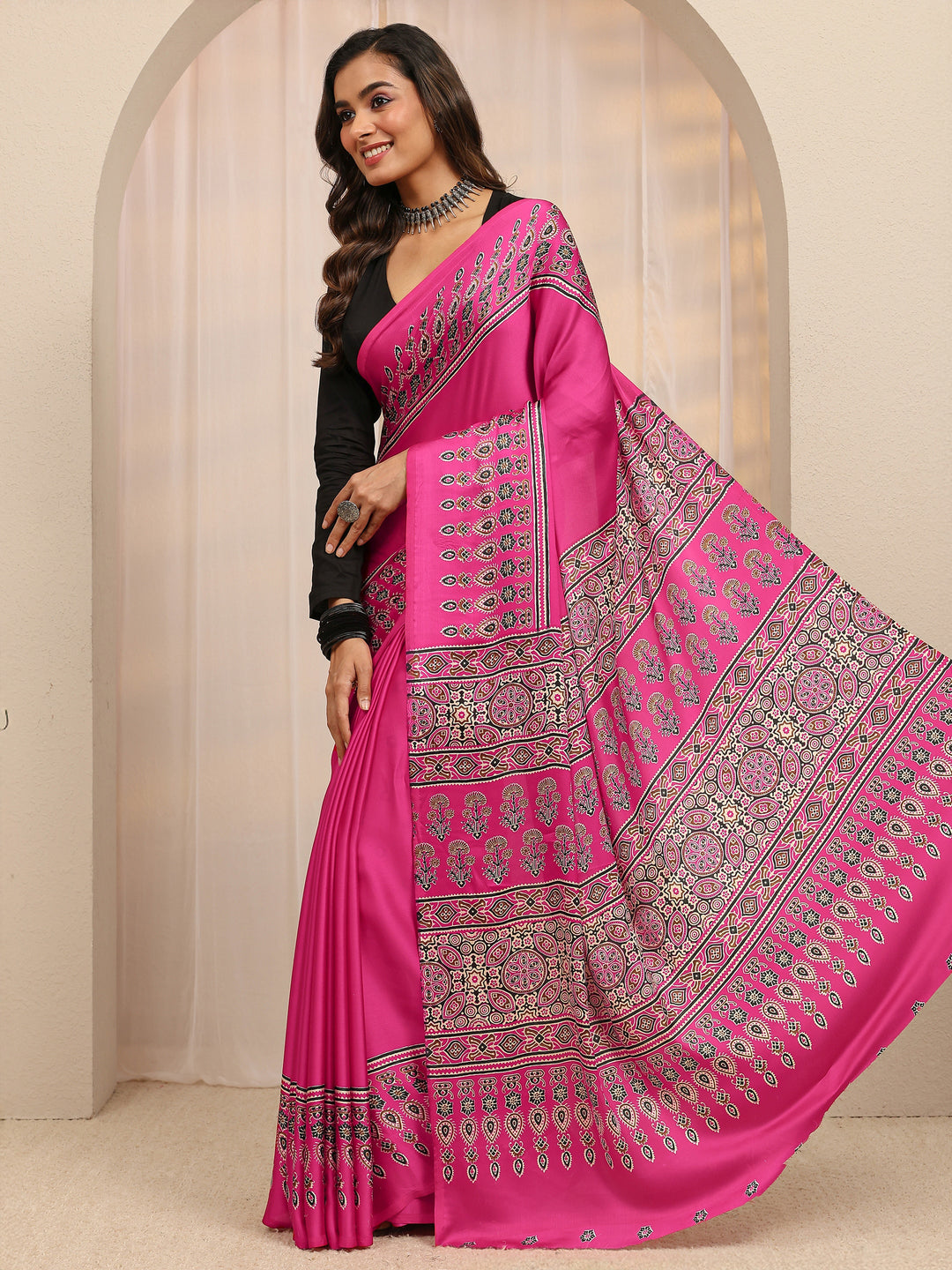 Grey Solid Jimmy Choo Satin Saree With Unstitched Blouse Piece