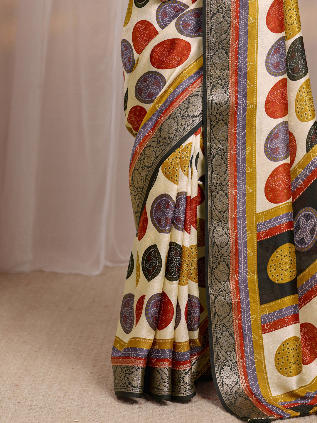  Multi Color Bandhani Printed Silk Blend Saree 
With Unstitched Blouse Piece 