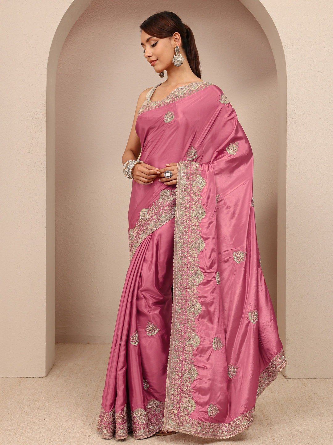  Mauve Ethnic Embroidered Silk Blend Saree
With Unstitched Blouse Piece 