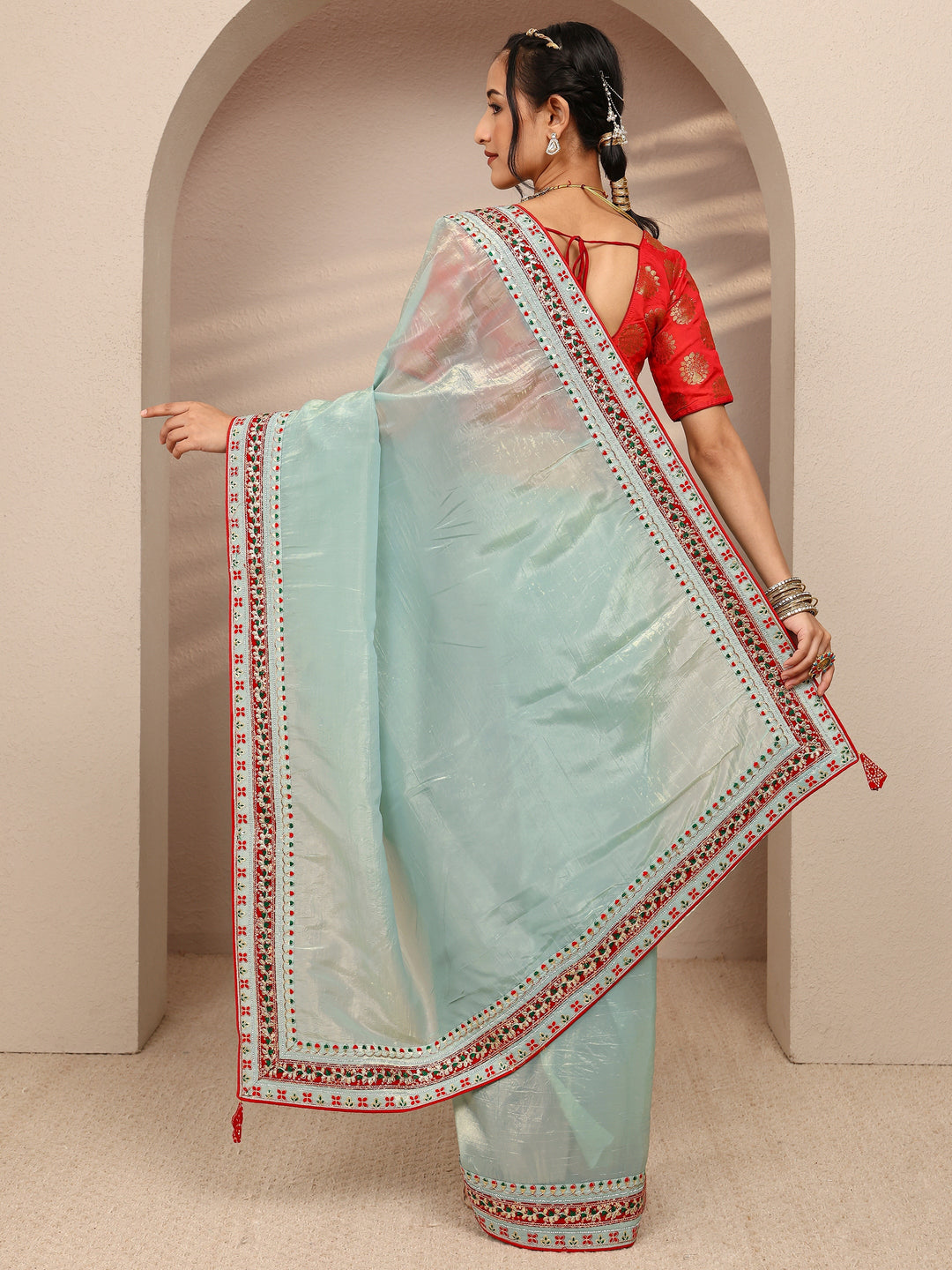  Blue Solid Silk Blend Saree With Unstitched Blouse Piece 