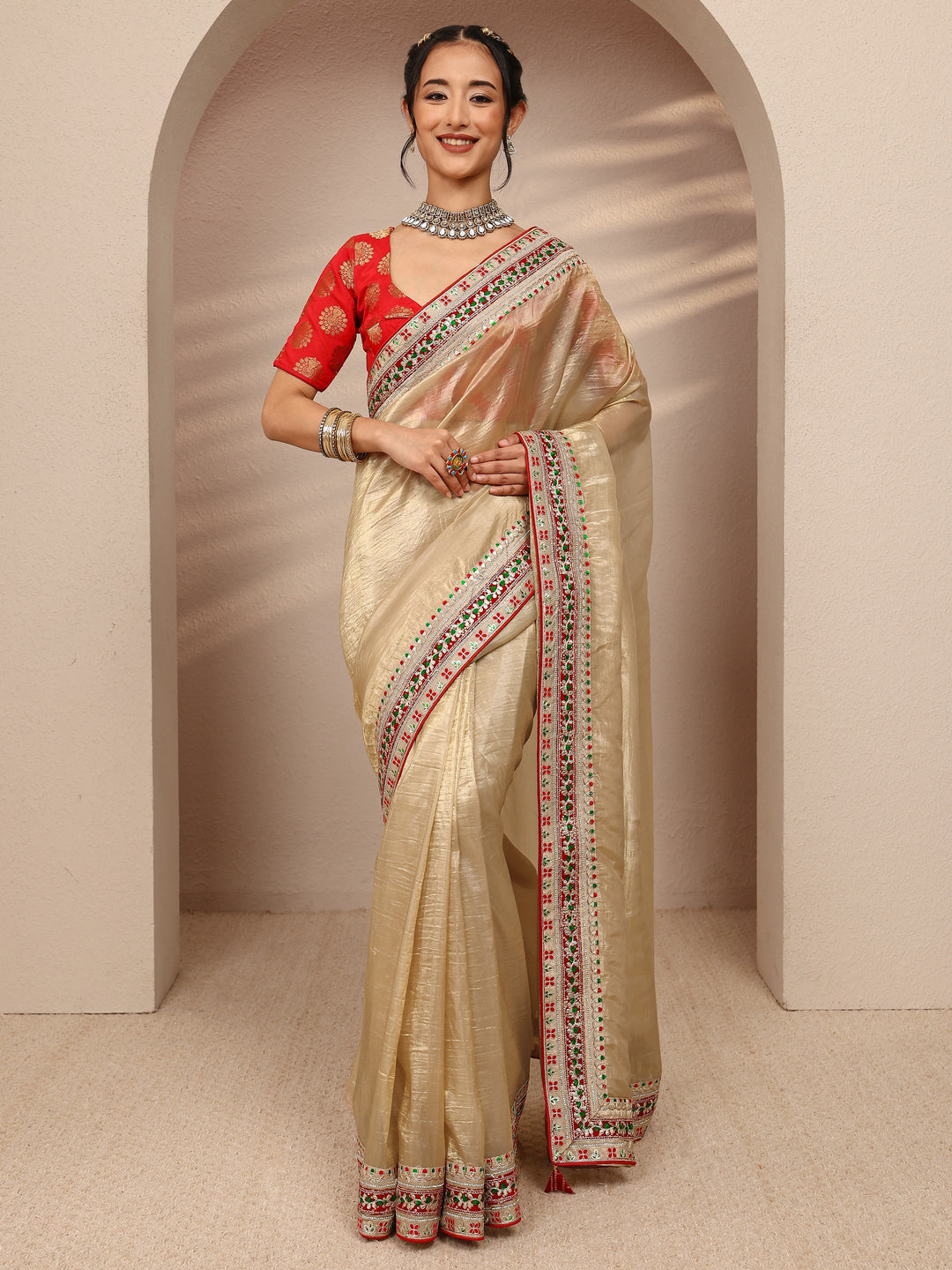 Gold Solid Silk Blend Saree With Unstitched Blouse Piece 
