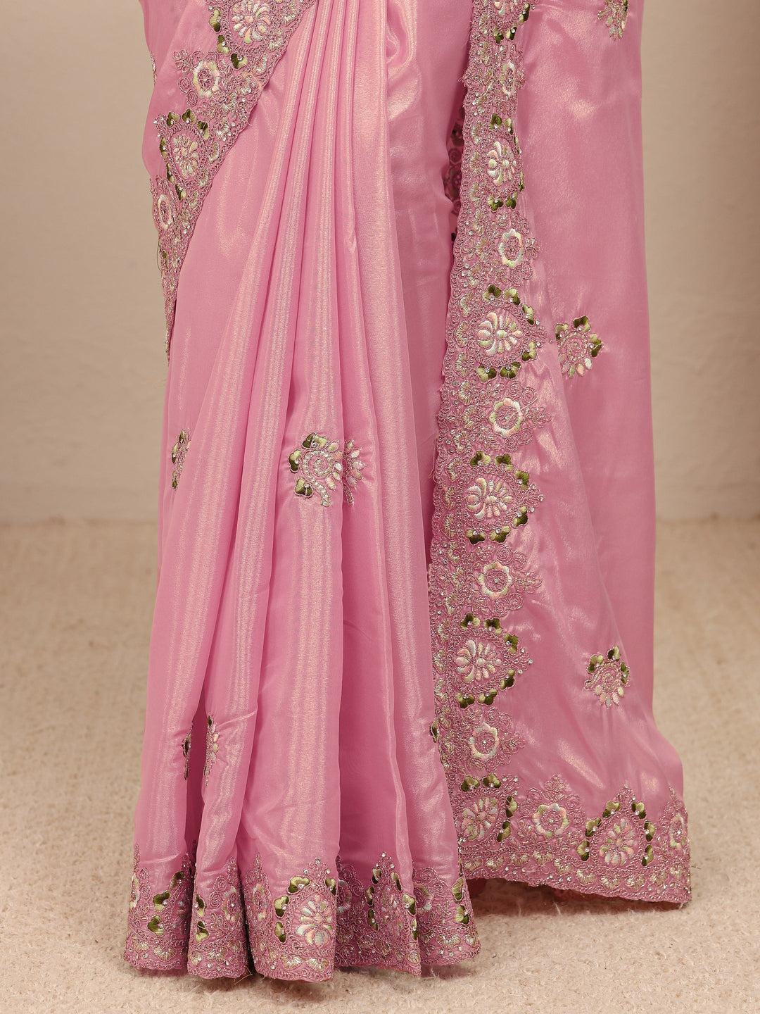  Pink Floral Embroidered Silk Blend Saree 
With Unstitched Blouse Piece 