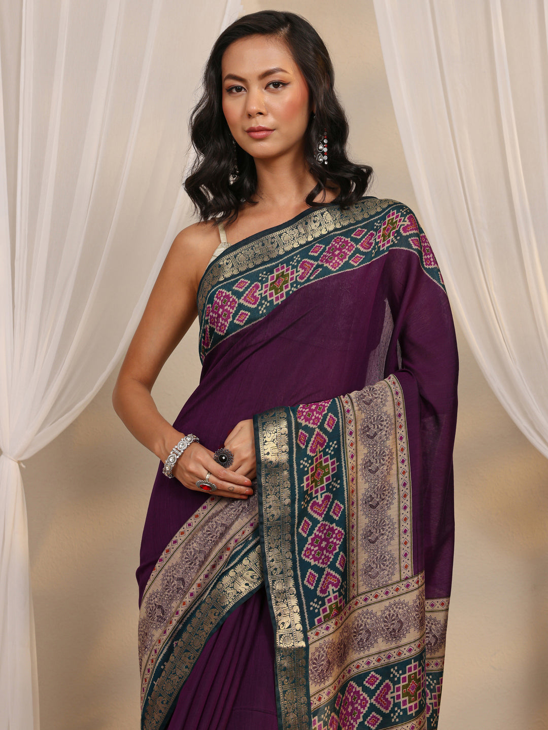  Burgundy Ethnic Printed Silk Blend Saree With Unstitched Blouse Piece 