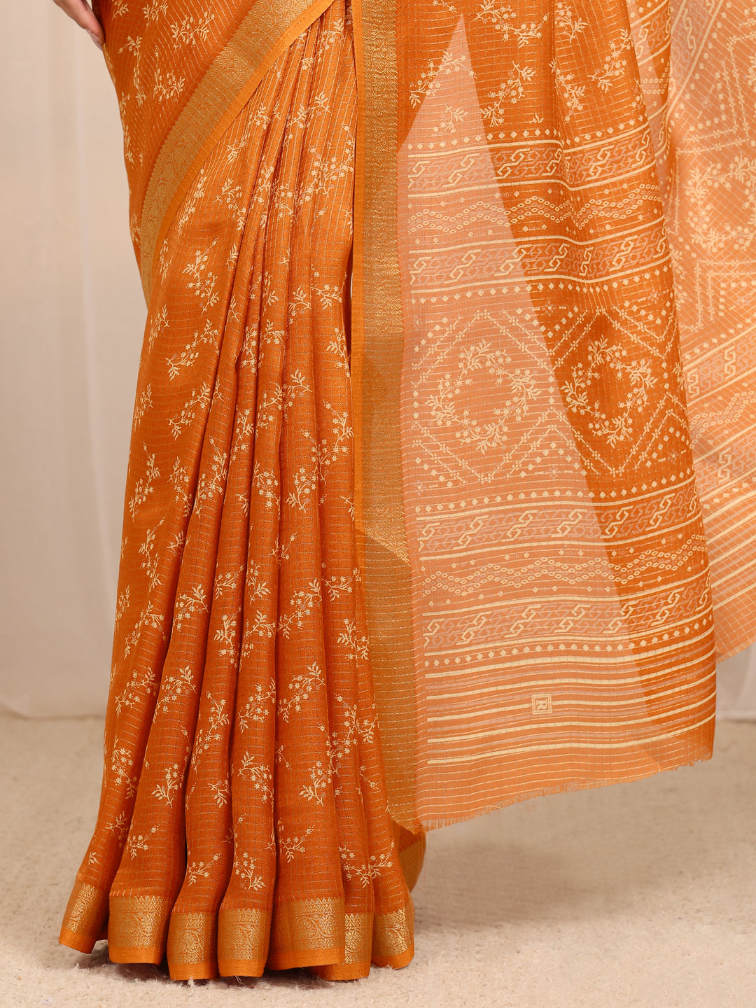  Orange Floral Printed Silk Blend Saree 
With Unstitched Blouse Piece 