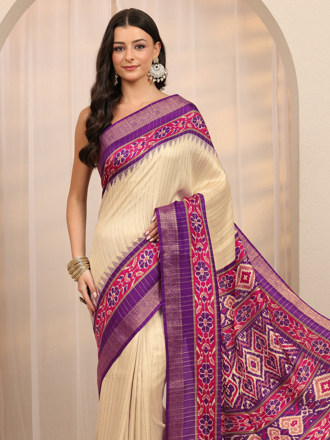  Beige Ethnic Printed Silk Blend Saree 
With Unstitched Blouse Piece 