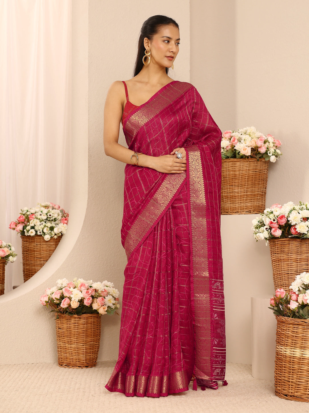  Red Abstract Printed Silk Blend Saree With Unstitched Blouse Piece 