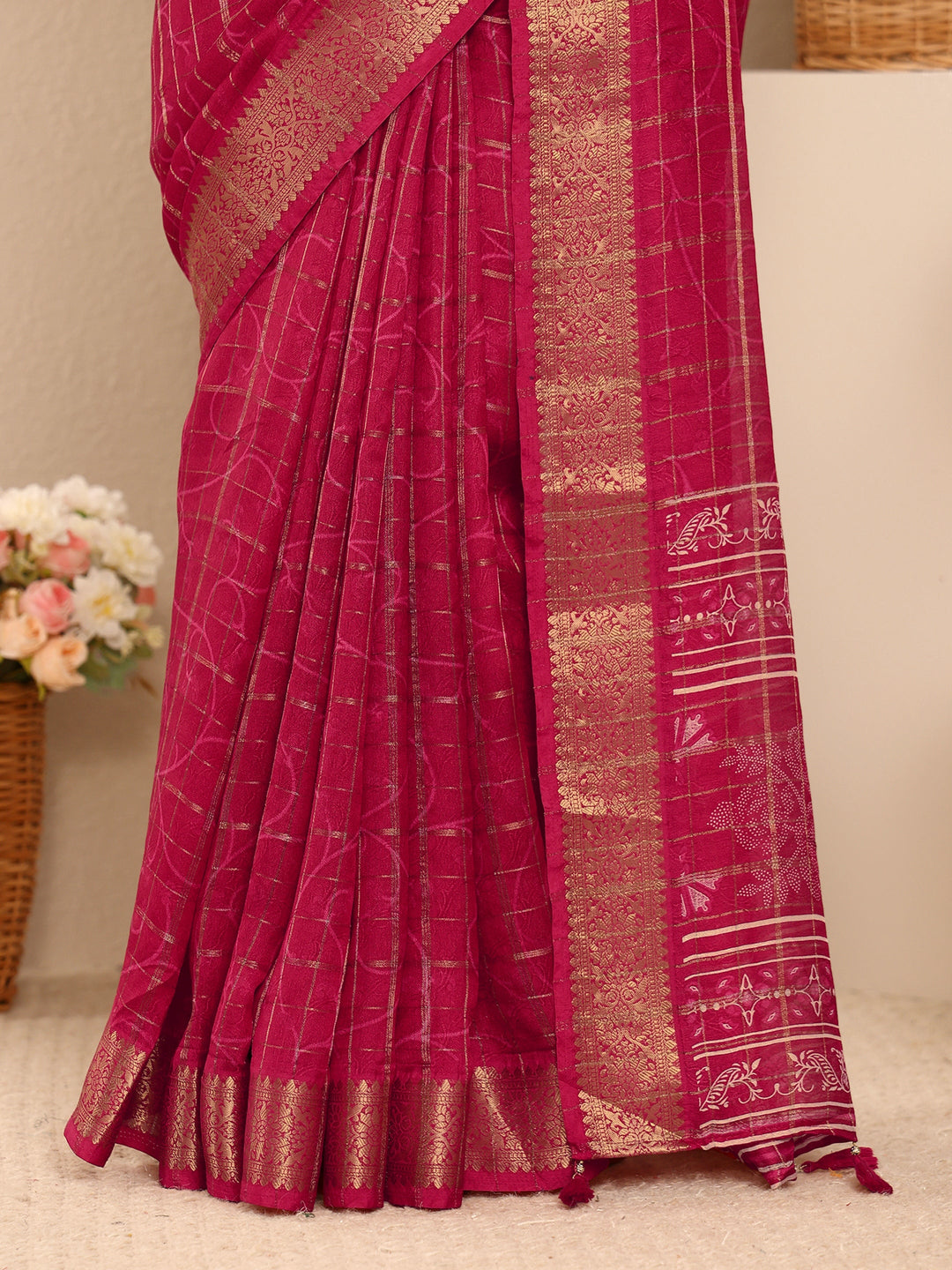  Red Abstract Printed Silk Blend Saree With Unstitched Blouse Piece 